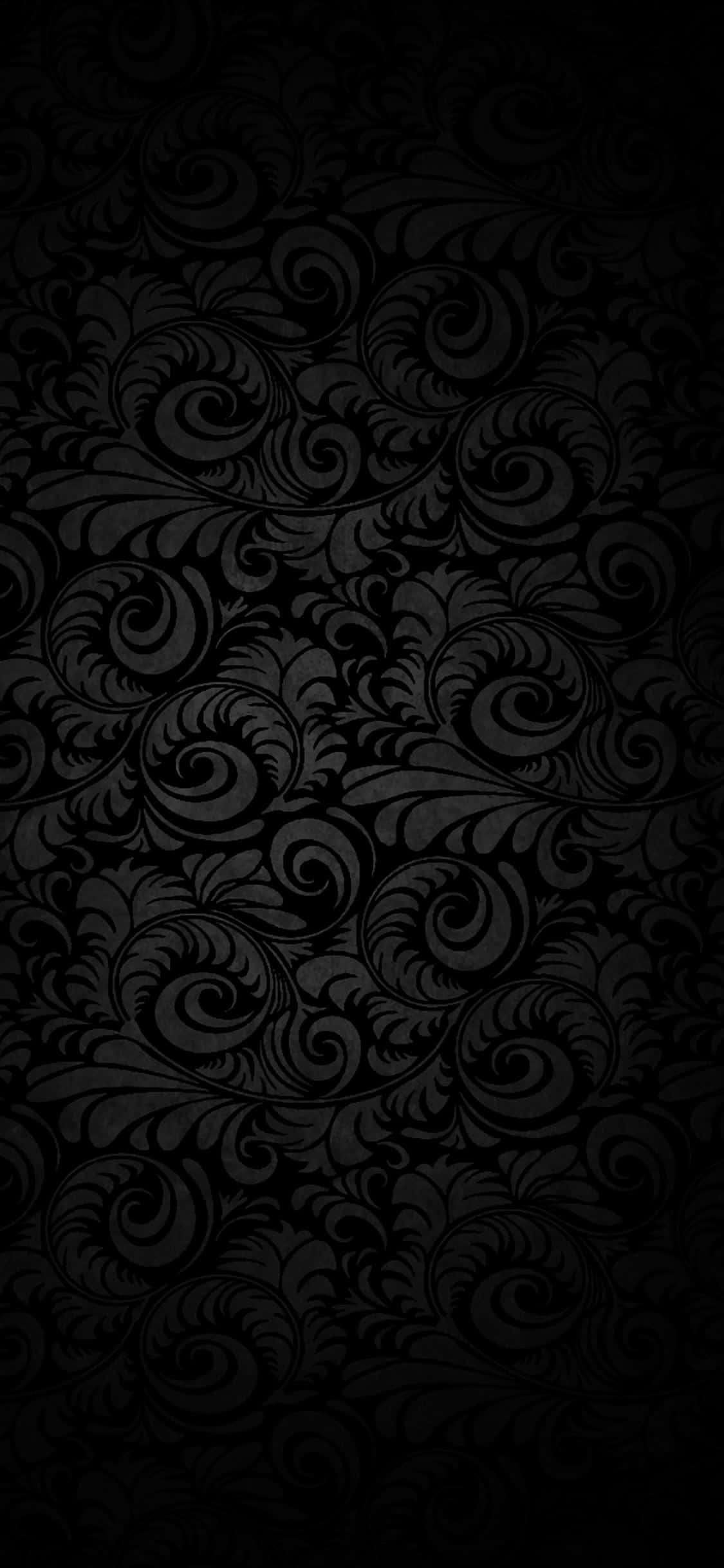 iPhone 11 Pro Black 桌布 壁紙 — 優雅的黑色大馬士革圖案，在深黑色背景上呈現深淺不同的深灰色漩渦花卉圖案。