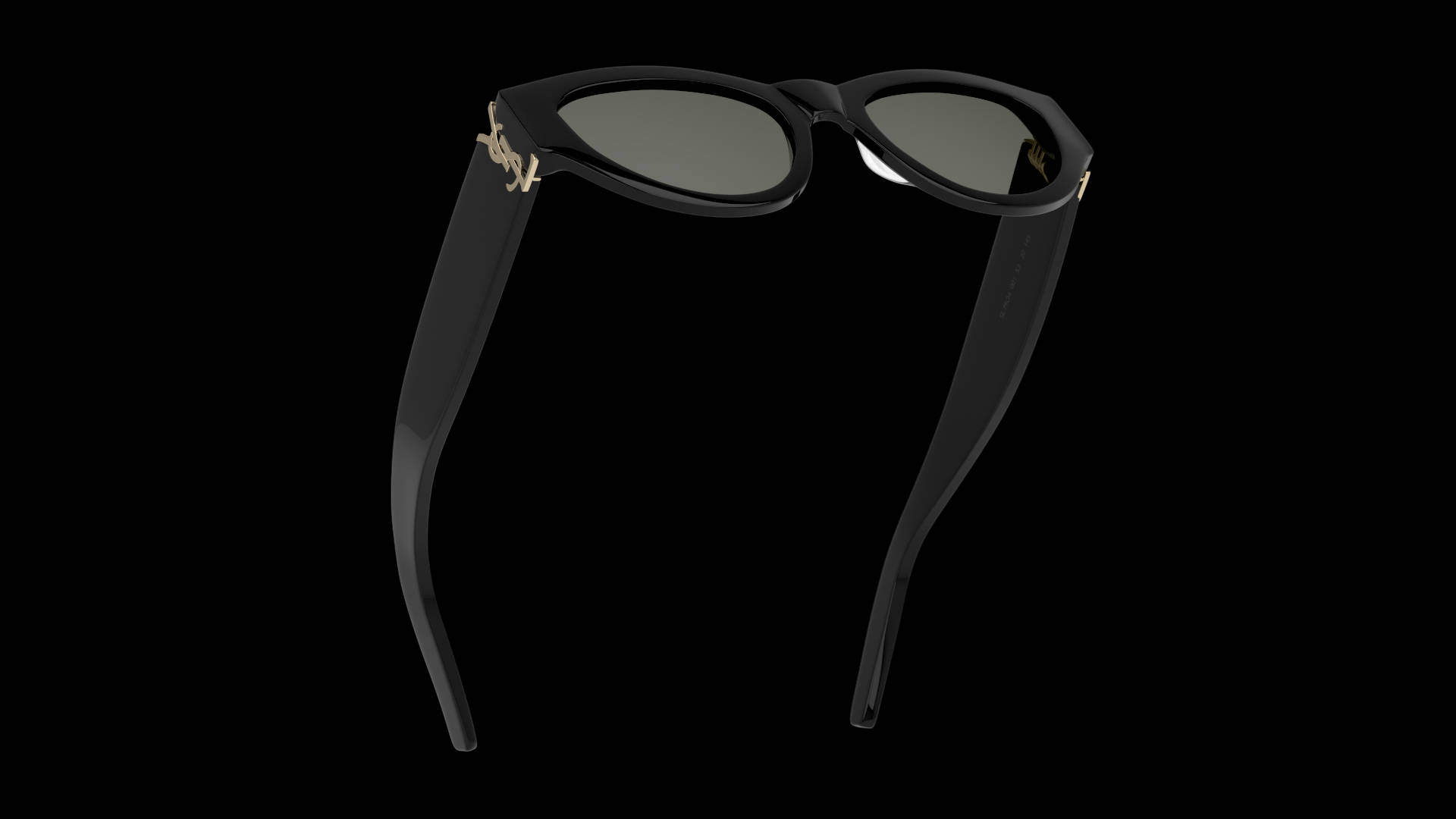 Sunglasses 桌布 壁紙 — 優雅的黑色太陽眼鏡，金色標誌細節，在黑色背景上展示。