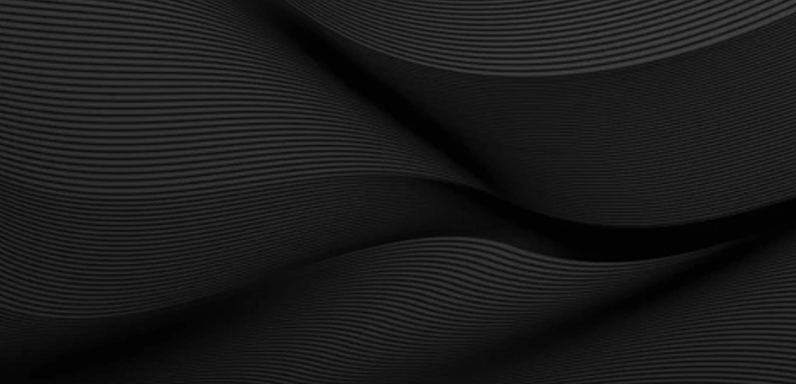 Wave 桌布 壁紙 — 優雅黑色布料帶有細微波浪線條，營造出極簡抽象紋理。