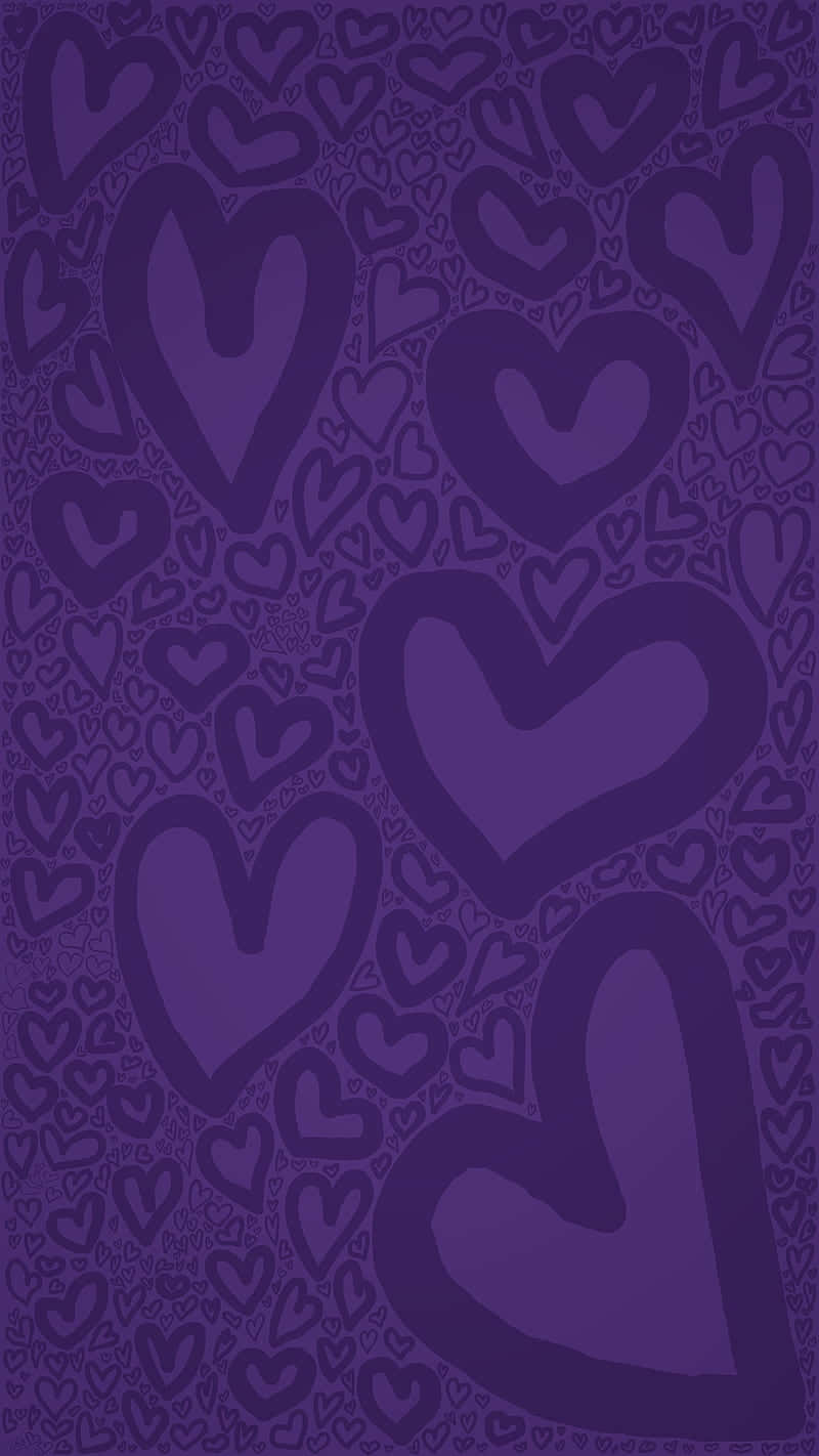 Cute Valentines 桌布 壁紙 — 充滿不同大小和深淺的心形層疊的鮮豔紫色壁紙，營造浪漫圖案。