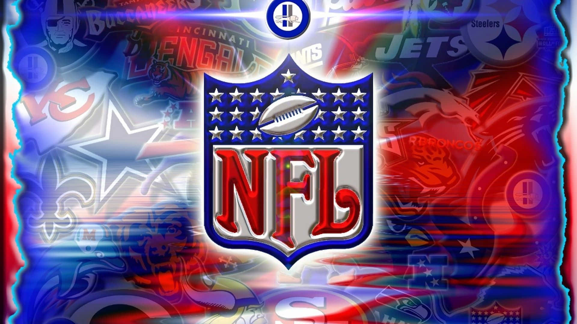 NFL 桌布 壁紙 — 充滿活力的NFL標誌居中，帶有發光的星星和足球，周圍是紅色、藍色和白色的模糊球隊徽章。