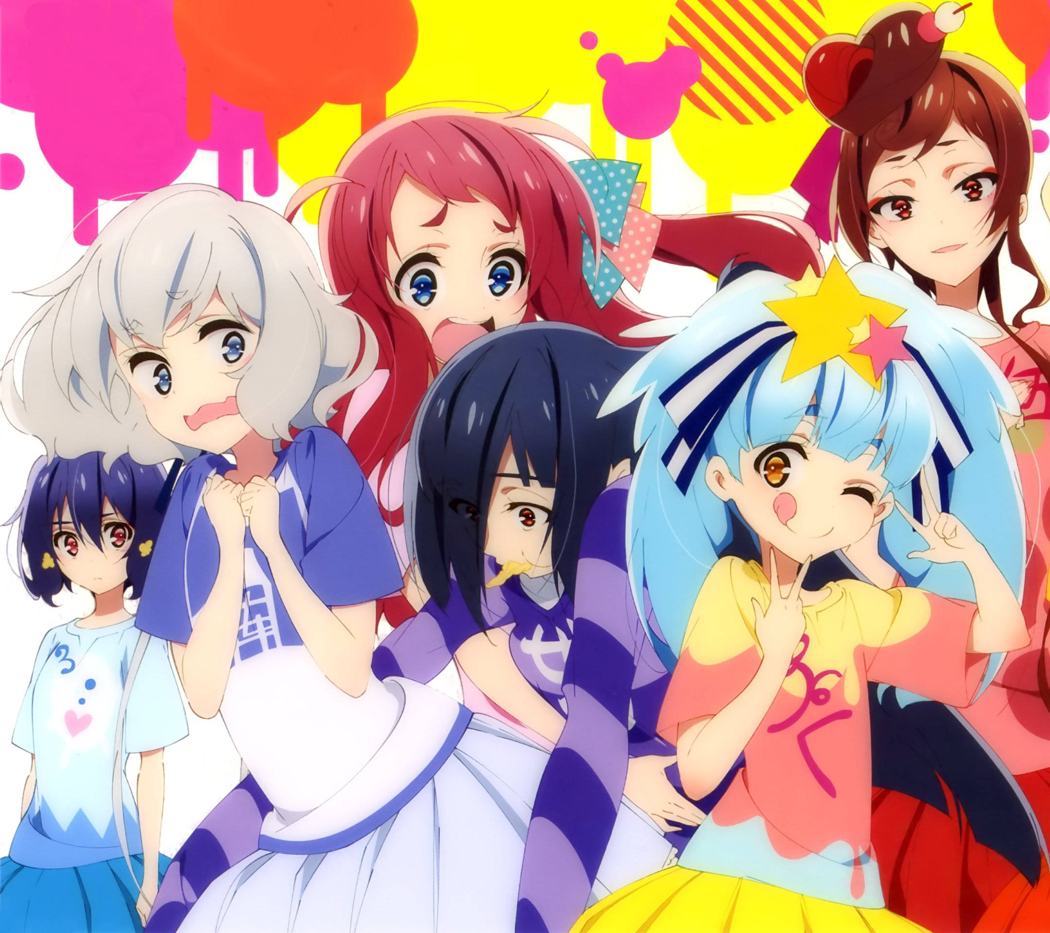zombie land saga 桌布 壁紙 — 充滿活力的動漫女孩，擁有色彩繽紛的頭髮和富有表情的臉龐，在明亮的抽象背景前開心地擺姿勢。
