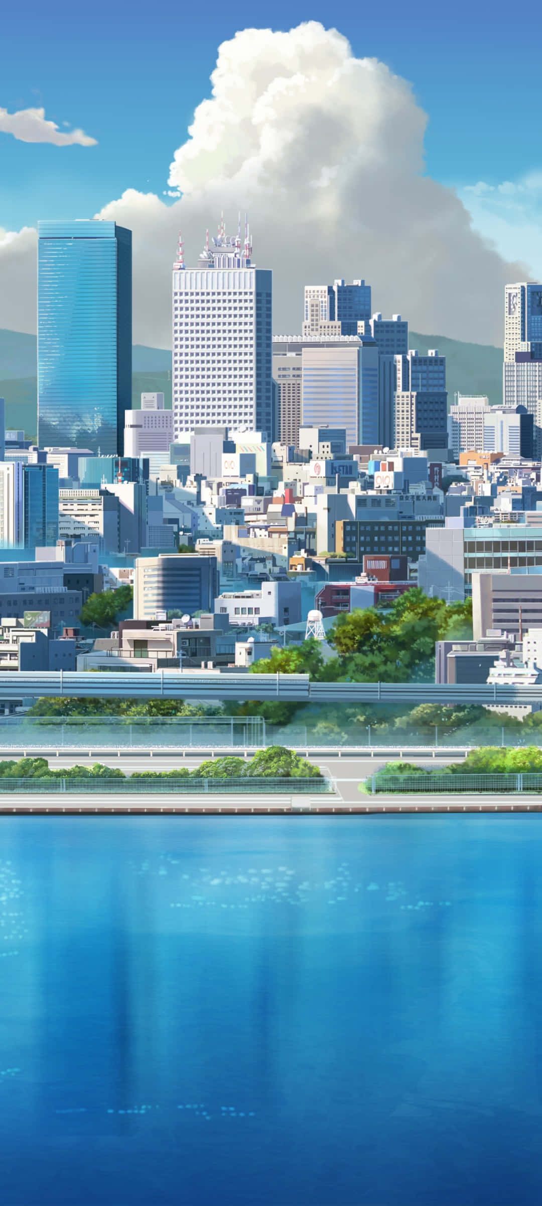 動漫城市 桌布 壁紙 — 充滿活力的動漫風格城市景觀，高聳的摩天大樓倒映在平靜的藍色河流中，天空明亮，雲朵蓬鬆。