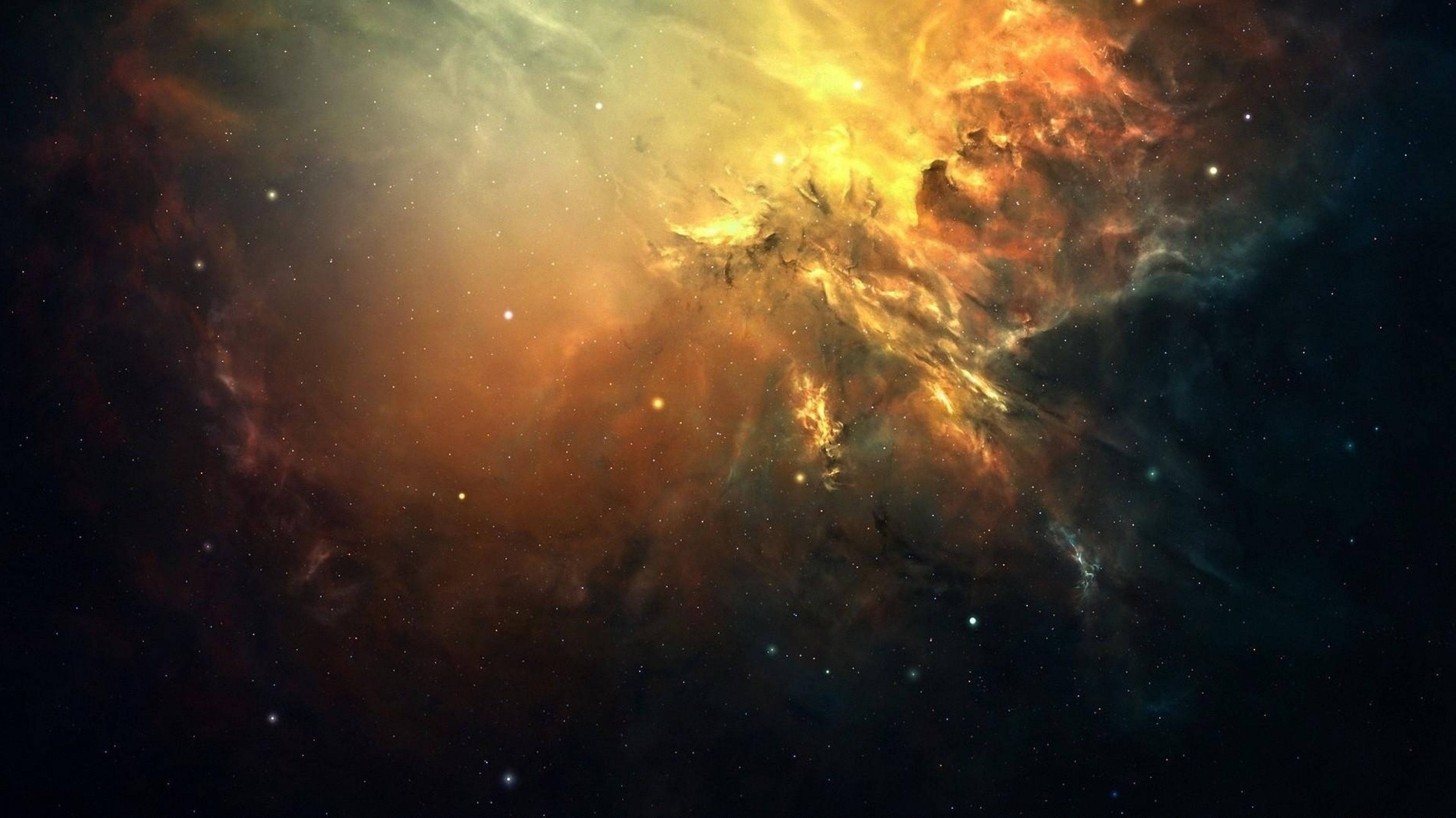 4K ultra HD galaxy 桌布 壁紙 — 充滿活力的宇宙星雲，帶有旋轉的橙色、黃色和藍綠色氣體，由發光的恆星照亮，背景是黑暗的虛空。