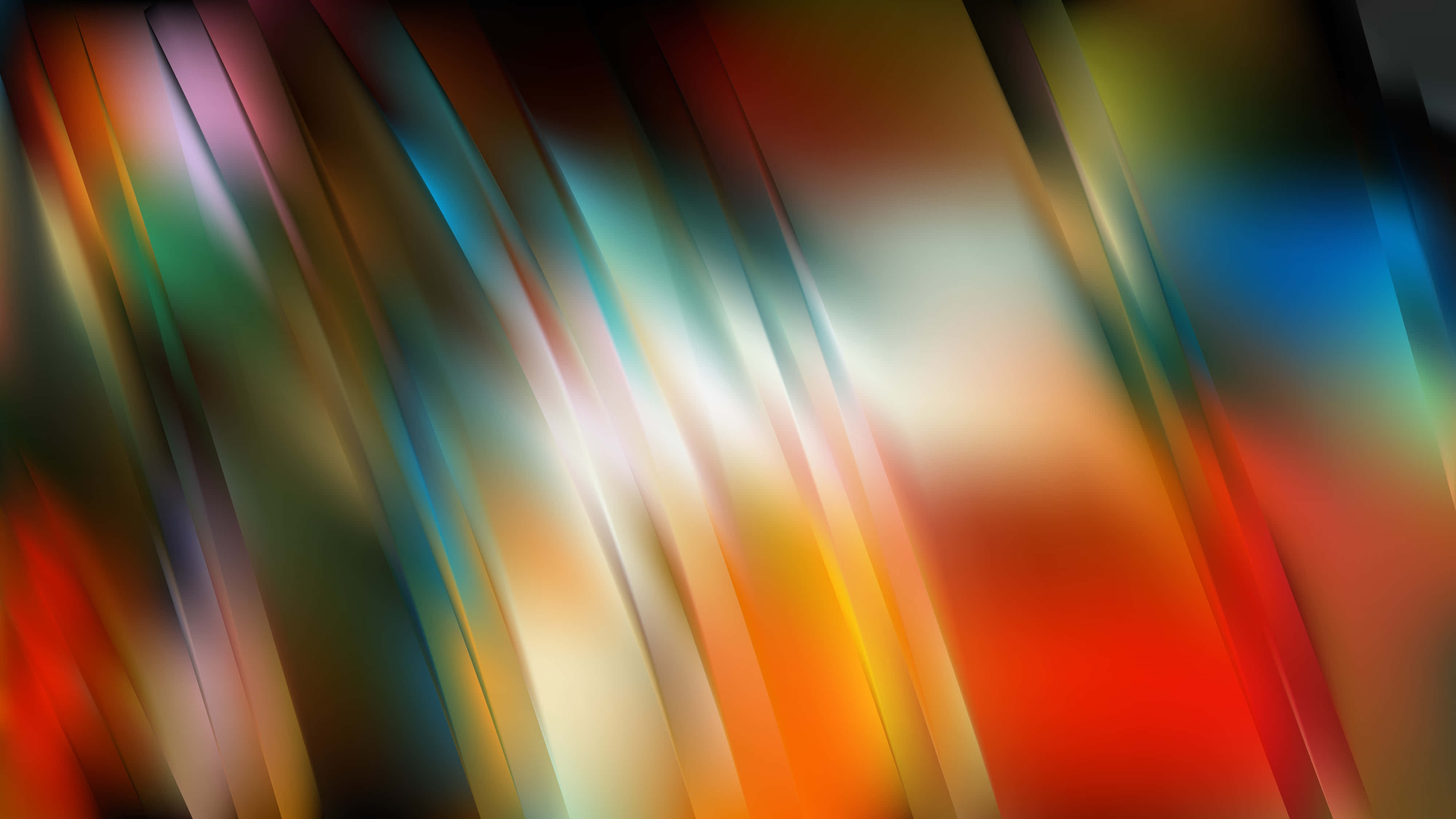 Orange Abstract 桌布 壁紙 — 充滿活力的對角線色彩條紋在深色畫布上模糊成抽象的光跡。