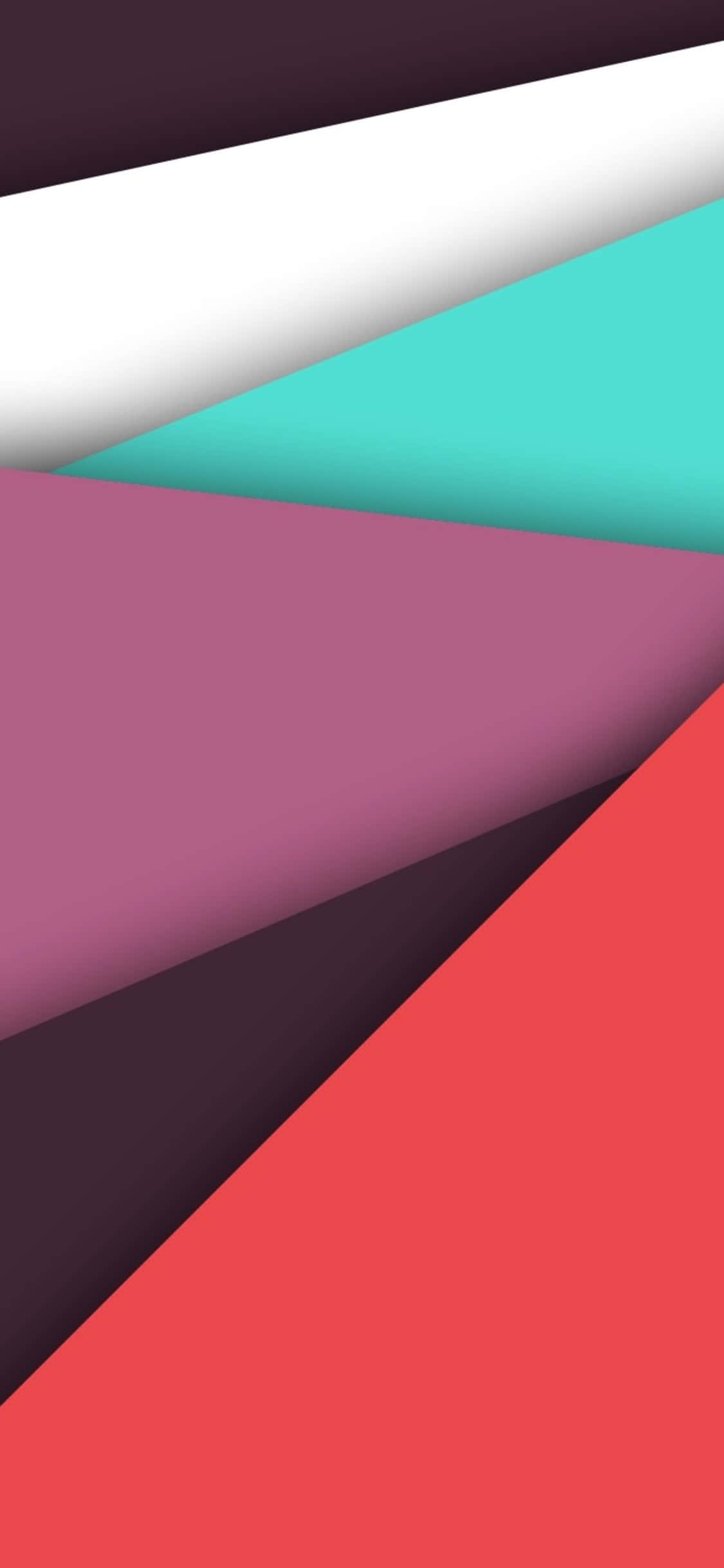 Minimalist Colorful 桌布 壁紙 — 充滿活力的幾何圖案壁紙，帶有青綠色、洋紅色、珊瑚色、白色和深紫色的鮮明對角線條紋。