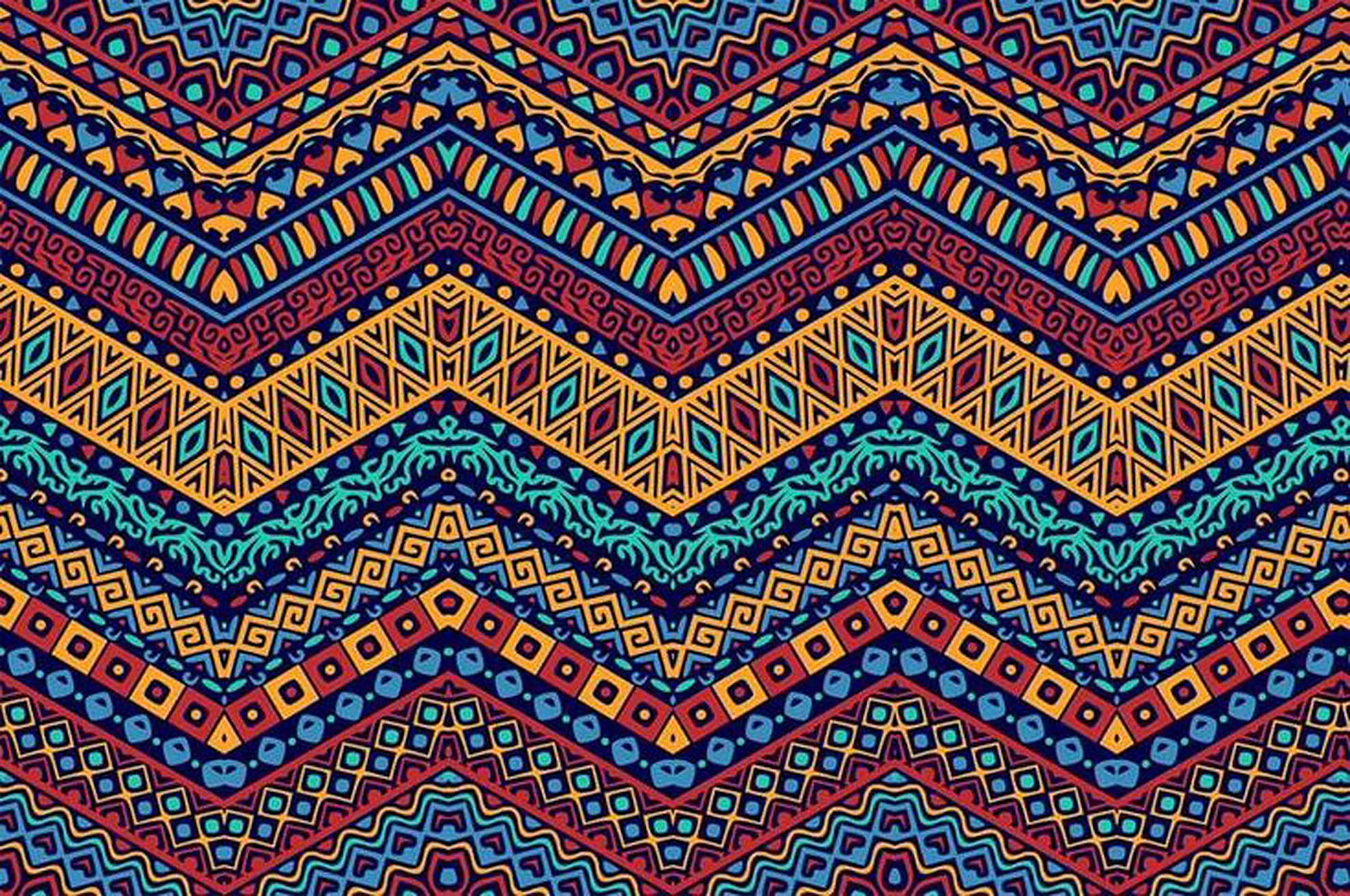 Tribal 桌布 壁紙 — 充滿活力的幾何部落圖案，帶有鋸齒狀的鑽石和點狀行，採用大膽的紅色、藍色和金色。