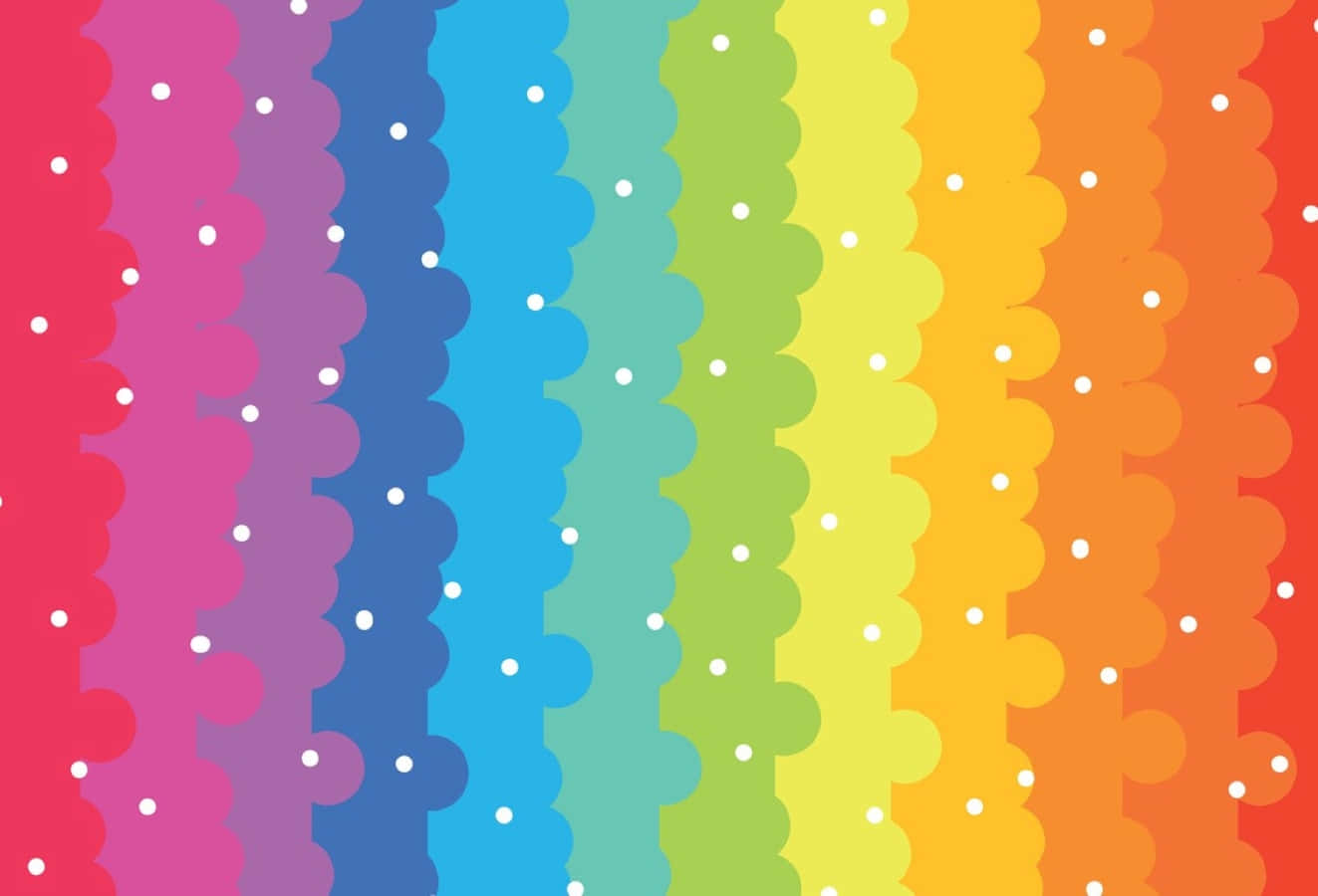 Kawaii Rainbow 桌布 壁紙 — 充滿活力的彩虹條紋搭配扇貝邊緣和白色圓點，營造出俏皮多彩的圖案。