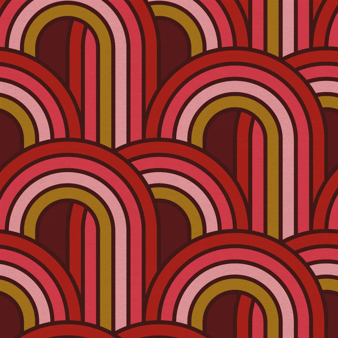 Shapes 桌布 壁紙 — 充滿活力的復古圖案，以紅色、粉紅色和金色調重疊拱形，搭配大膽的黑色輪廓。