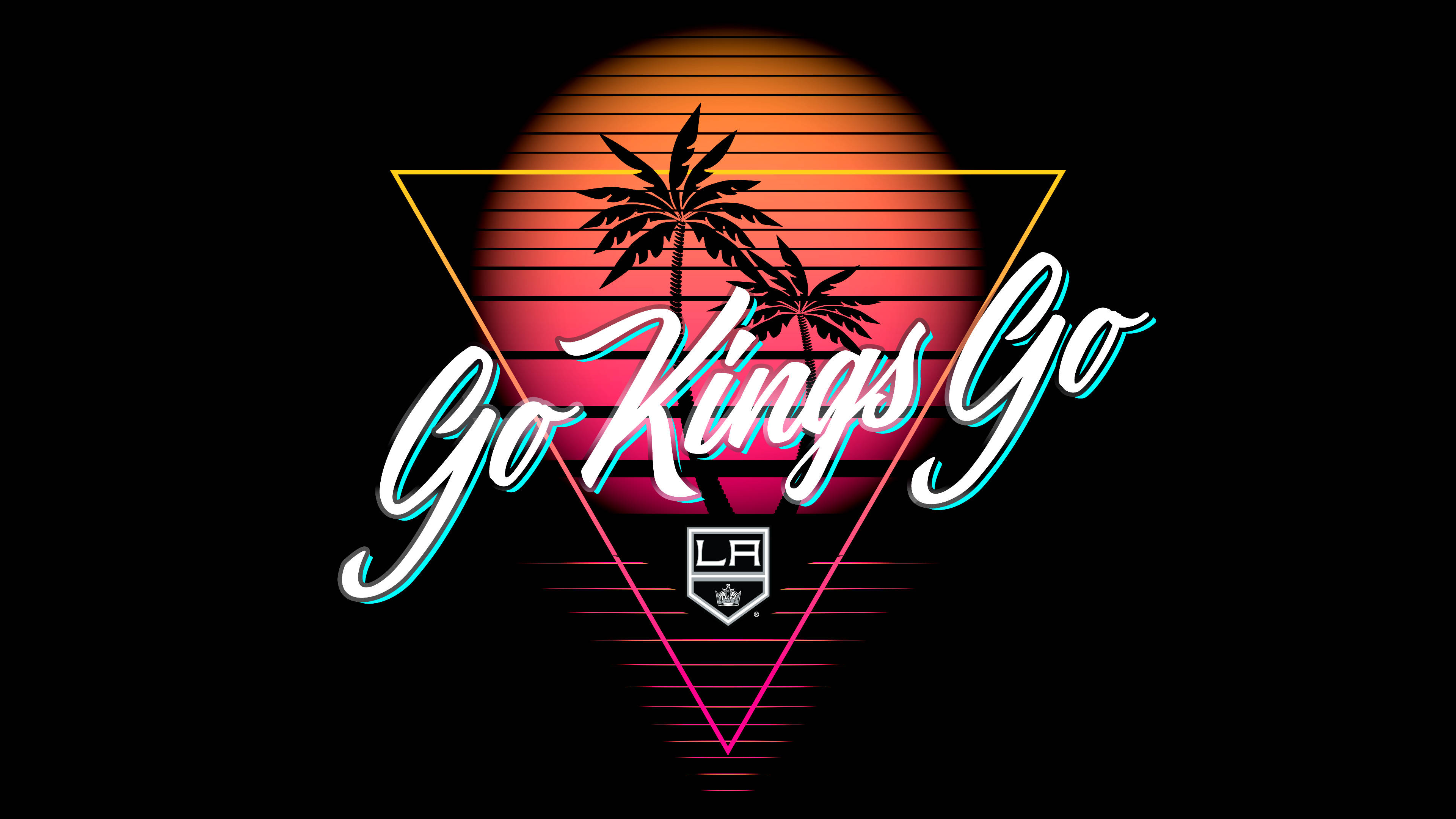 Los Angeles Kings 桌布 壁紙 — 充滿活力的復古日落，棕櫚樹和霓虹三角形框架中的「Go Kings Go」文字。