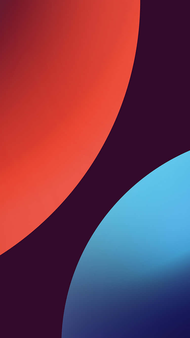 Red And Blue iPhone 桌布 壁紙 — 充滿活力的抽象壁紙，在深紫色背景上帶有醒目的紅色和藍色曲線形狀。