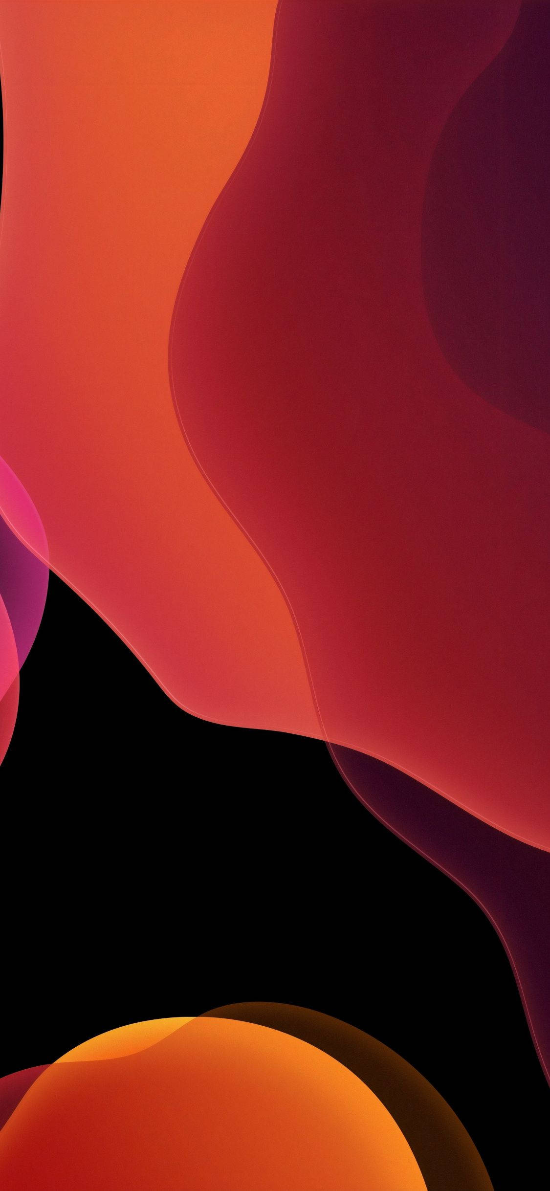 iOS 13 桌布 壁紙 — 充滿活力的抽象橙色和紅色波浪在純黑色背景上流動，帶有柔和發光的球體。