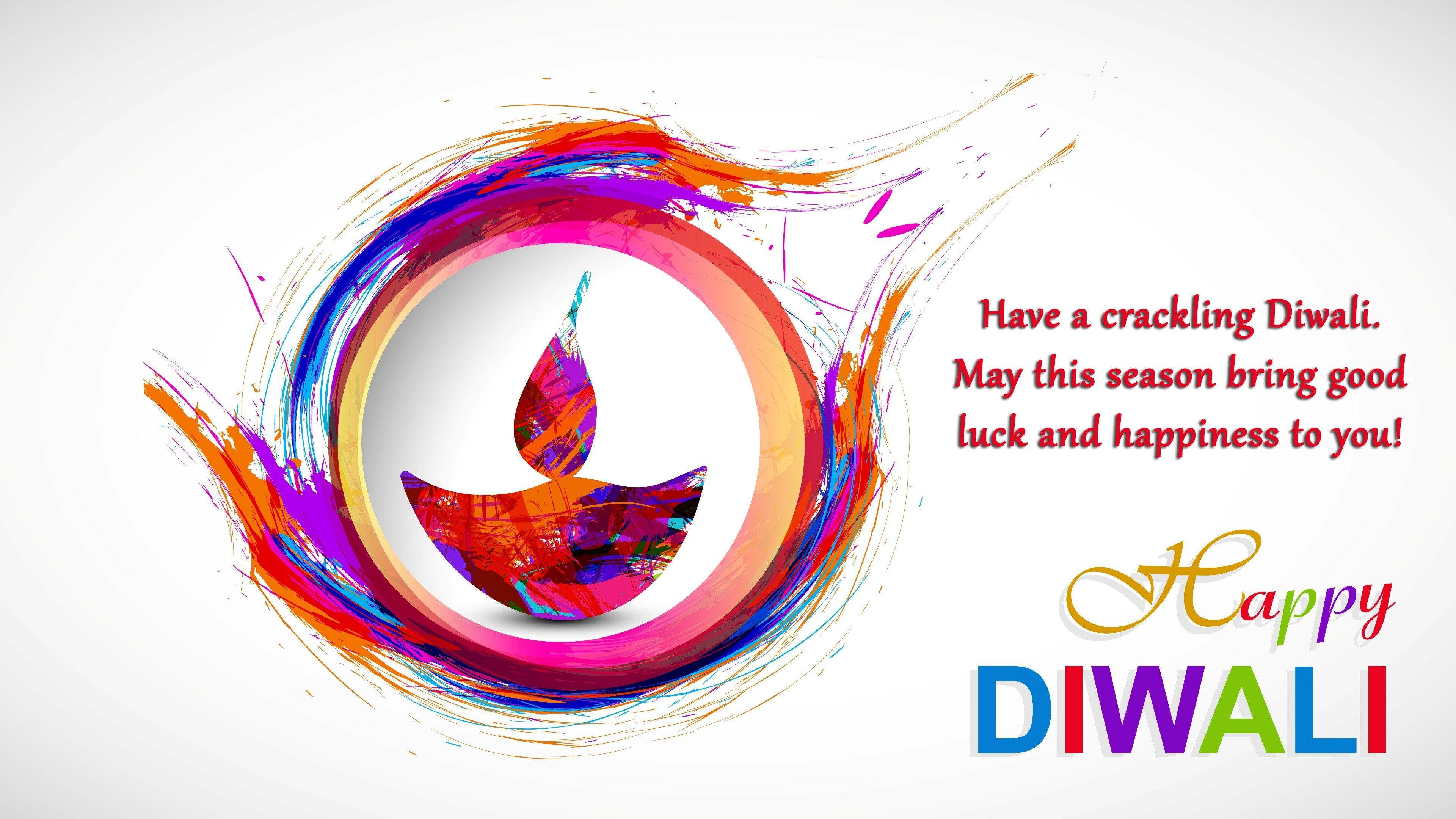 Happy Diwali 桌布 壁紙 — 充滿活力的排燈節祝福，色彩繽紛的漩渦油漆設計圍繞著節日油燈和慶祝文字。