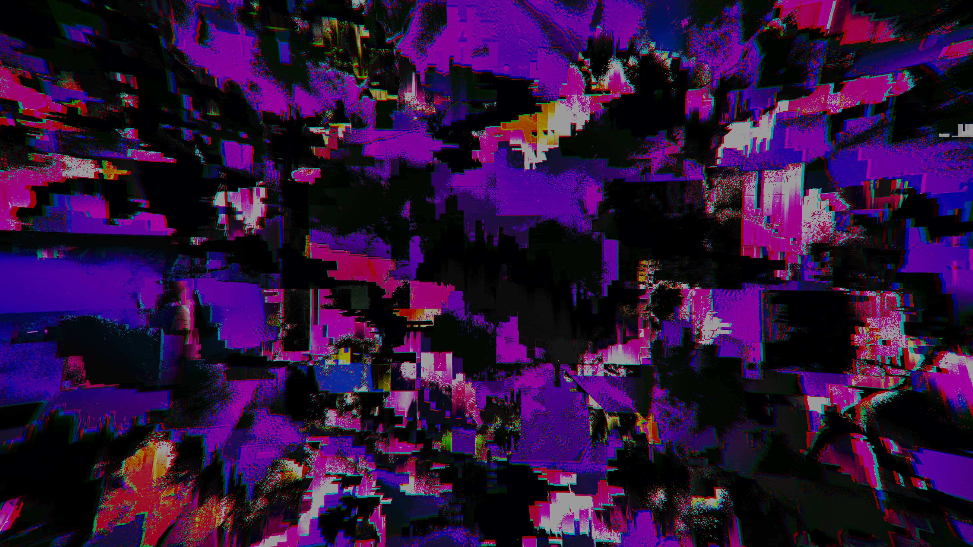 images 桌布 壁紙 — 充滿活力的故障藝術爆發著電光紫、粉紅和黑色的像素化混亂，創造出數位扭曲效果。