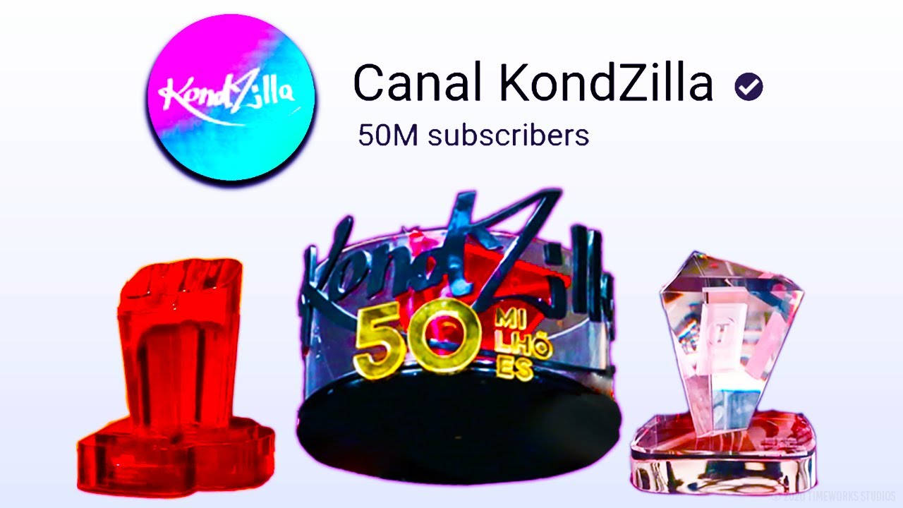 Trophy 桌布 壁紙 — 充滿活力的數位獎盃慶祝 KondZilla 的 5000 萬訂閱者，以鮮明的紅色、金色和水晶獎項在潔白的背景上呈現。