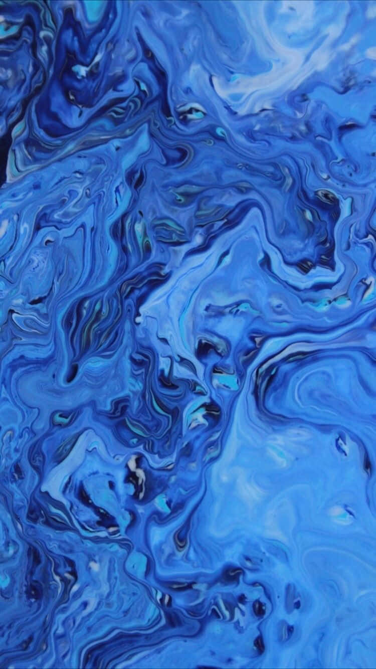 Azure Blue 桌布 壁紙 — 充滿活力的旋轉藍色和白色創造出具有光澤質感的動態抽象流體藝術構圖。
