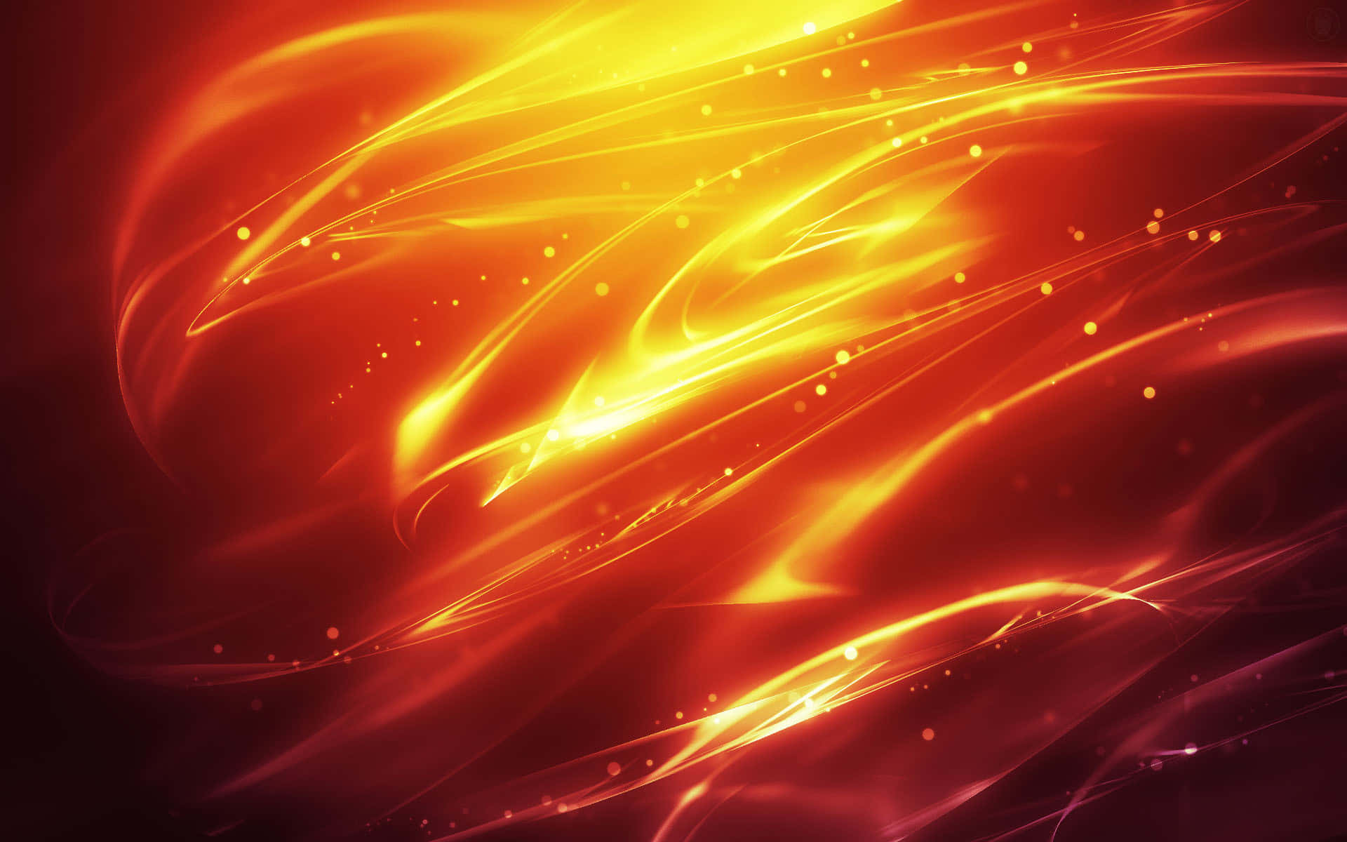 Anime Fire 桌布 壁紙 — 充滿活力的橙色和黃色能量流在深紅色背景上動態旋轉，帶有發光粒子。