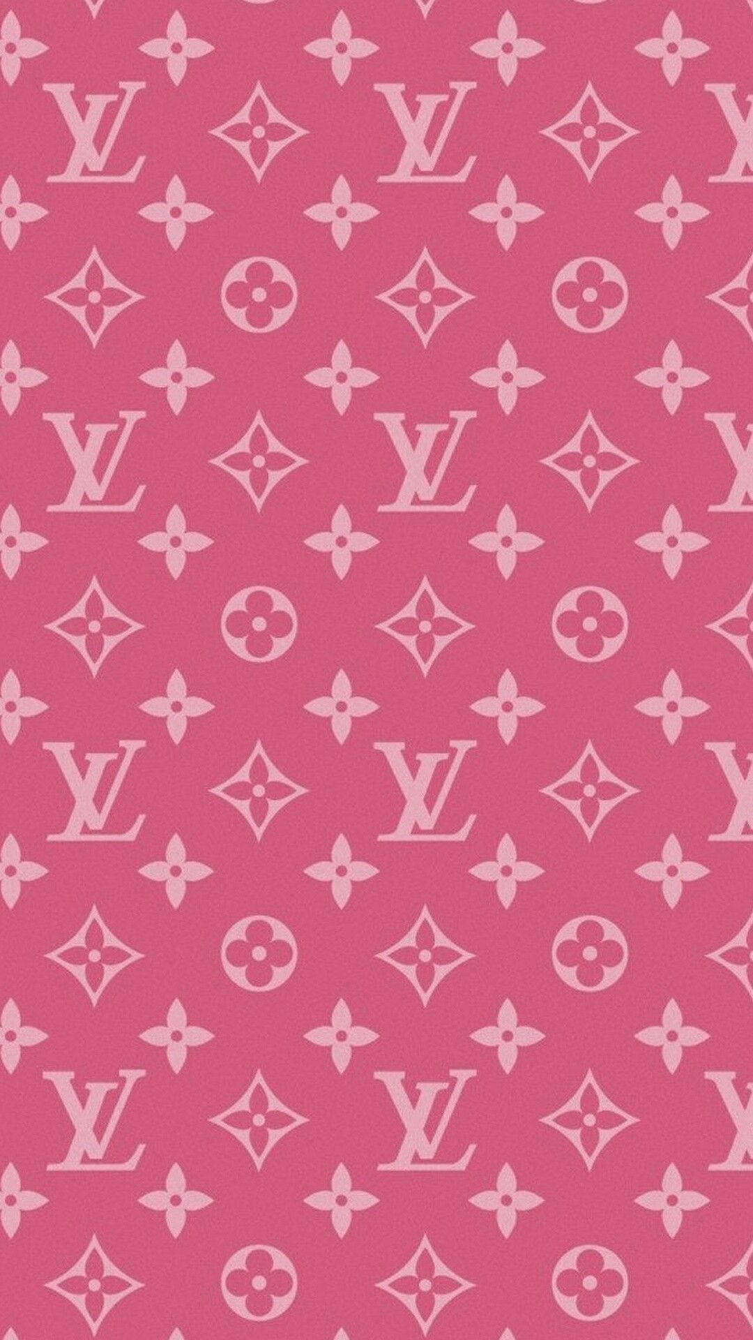 路易威登 桌布 壁紙 — 充滿活力的粉紅色壁紙，帶有重複的 Louis Vuitton 標誌和花卉圖案的字母組合圖案，顏色為較淺的粉紅色。