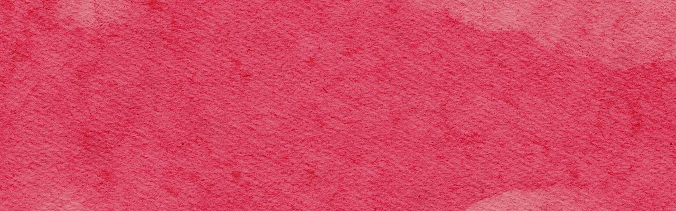 2560x800 桌布 壁紙 — 充滿活力的粉紅色紋理水彩洗滌，表面帶有微妙的漸變變化。