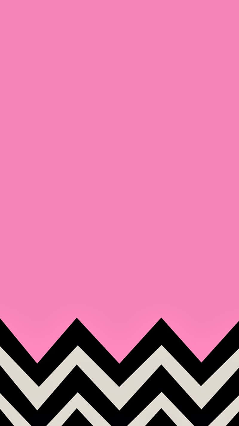 Pink Black And White 桌布 壁紙 — 充滿活力的粉紅色背景，底部有醒目的黑白鋸齒圖案。