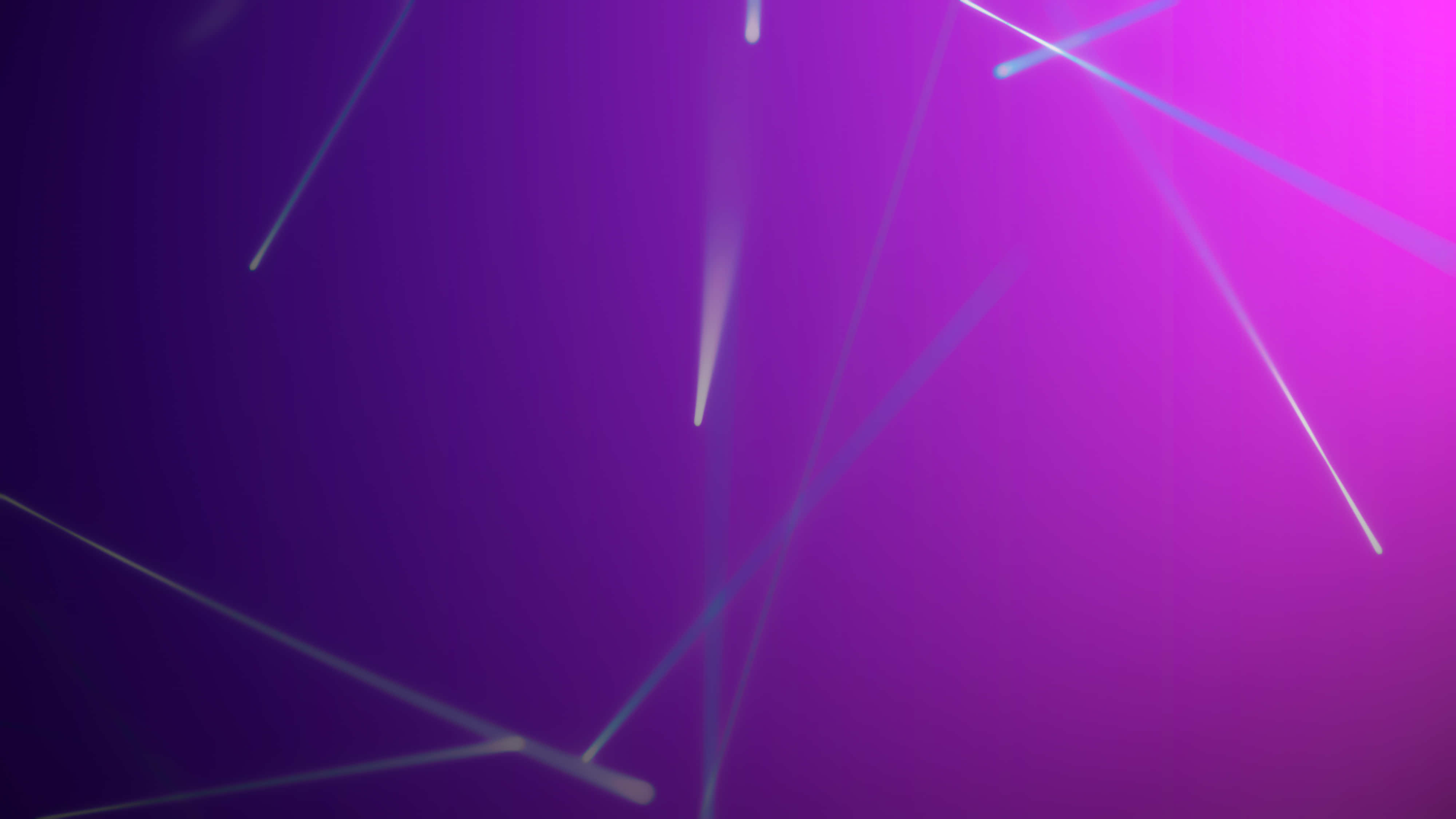 Gradient 桌布 壁紙 — 充滿活力的紫色漸變背景，帶有發光的白色條紋，類似雷射光束或彗星尾跡。
