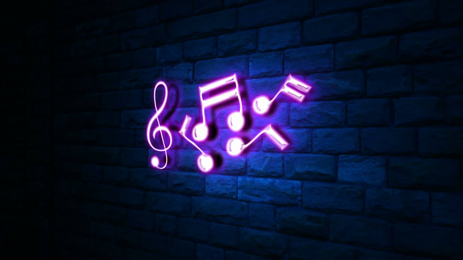 音樂 桌布 壁紙 — 充滿活力的紫色霓虹音樂音符和高音譜號在昏暗的城市環境中，在深藍色磚牆上發光。