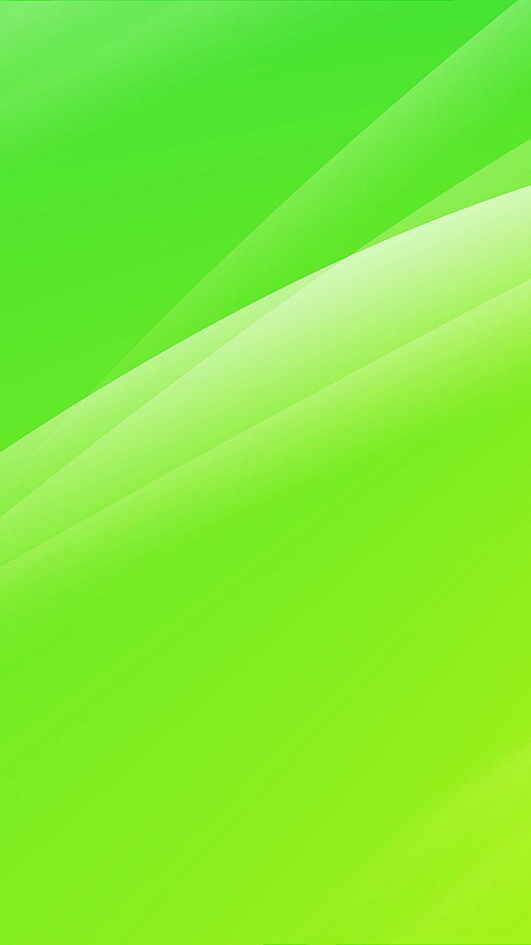 Green Phone 桌布 壁紙 — 充滿活力的綠色漸變壁紙，帶有柔和的對角線光條，營造出現代簡約美學。