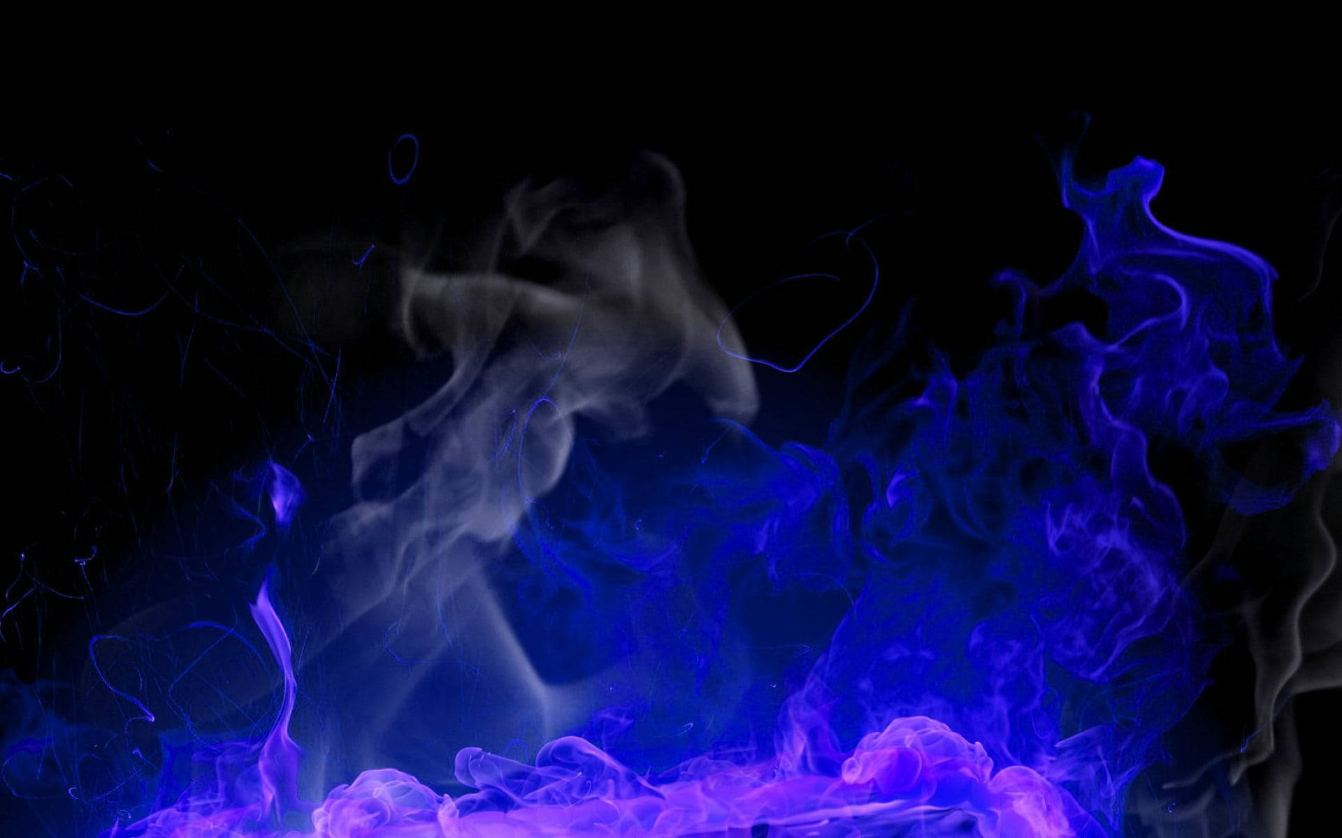 Flame 桌布 壁紙 — 充滿活力的藍色和紫色煙霧在純黑背景上動態旋轉，營造出空靈神秘的氛圍。