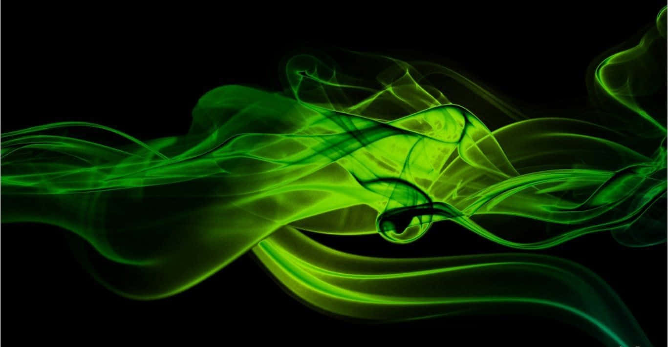 Green And Black 桌布 壁紙 — 充滿活力的螢光綠色煙霧在純黑色背景上優雅地流動，營造出空靈而動態的抽象形態。