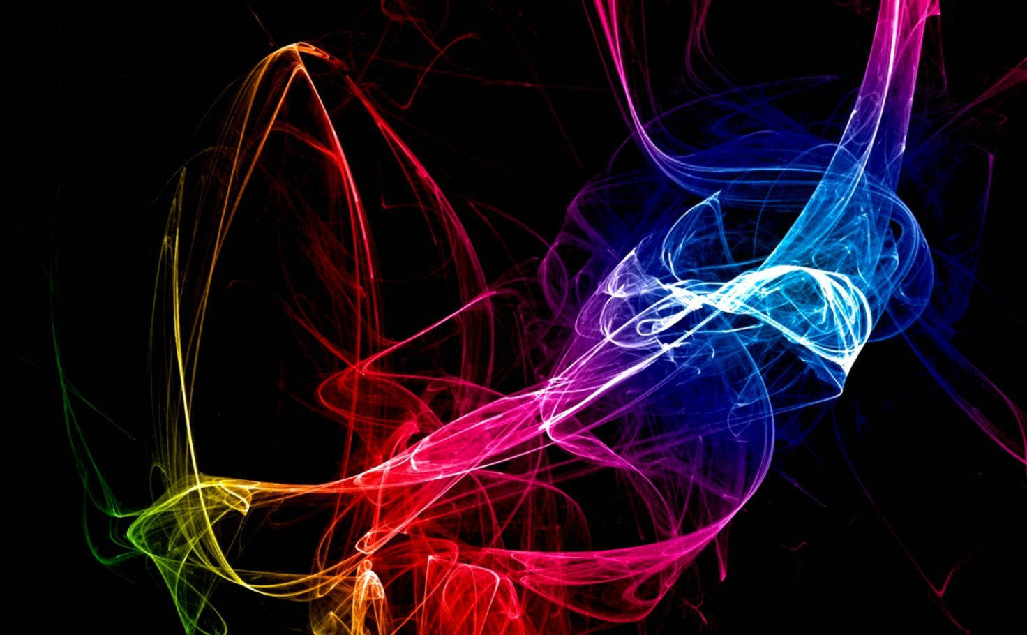 Cool Colorful 桌布 壁紙 — 充滿活力的霓虹煙霧在漆黑背景上以彩虹色調旋轉，形成動態的抽象構圖。