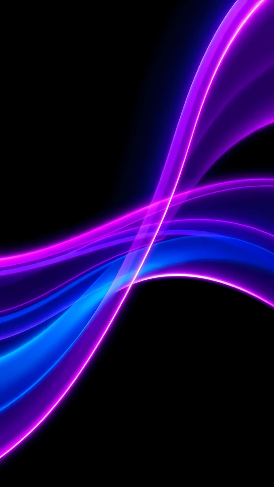 Vibrant Neon Blue and Purple Abstract Light Trails 壁紙 — 充滿活力的霓虹紫色和藍色發光絲帶在深黑色背景上動態流動。