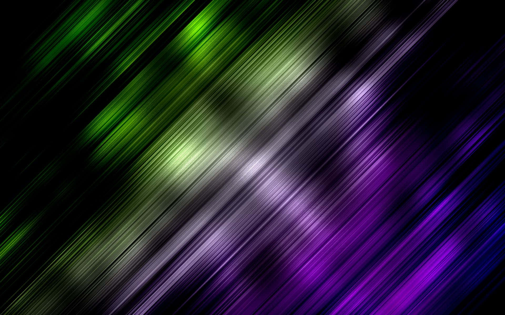 Neon Green And Purple 桌布 壁紙 — 充滿活力的霓虹綠和紫色對角線條在黑色背景上發光，創造出動態的數位抽象。