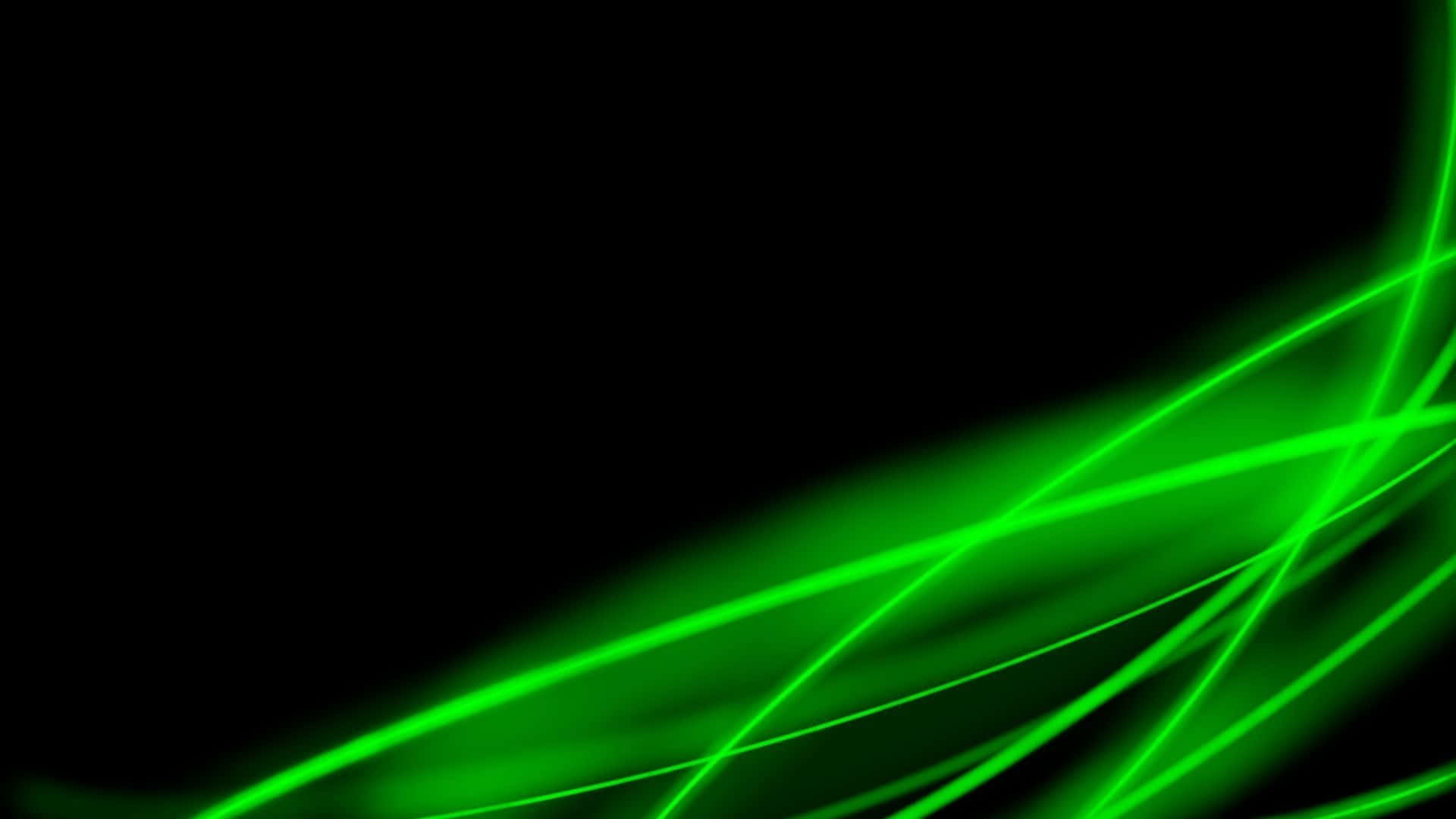 Black And Green 桌布 壁紙 — 充滿活力的霓虹綠色光線條紋沿對角線流過深黑色背景，營造出動態的數位抽象效果。