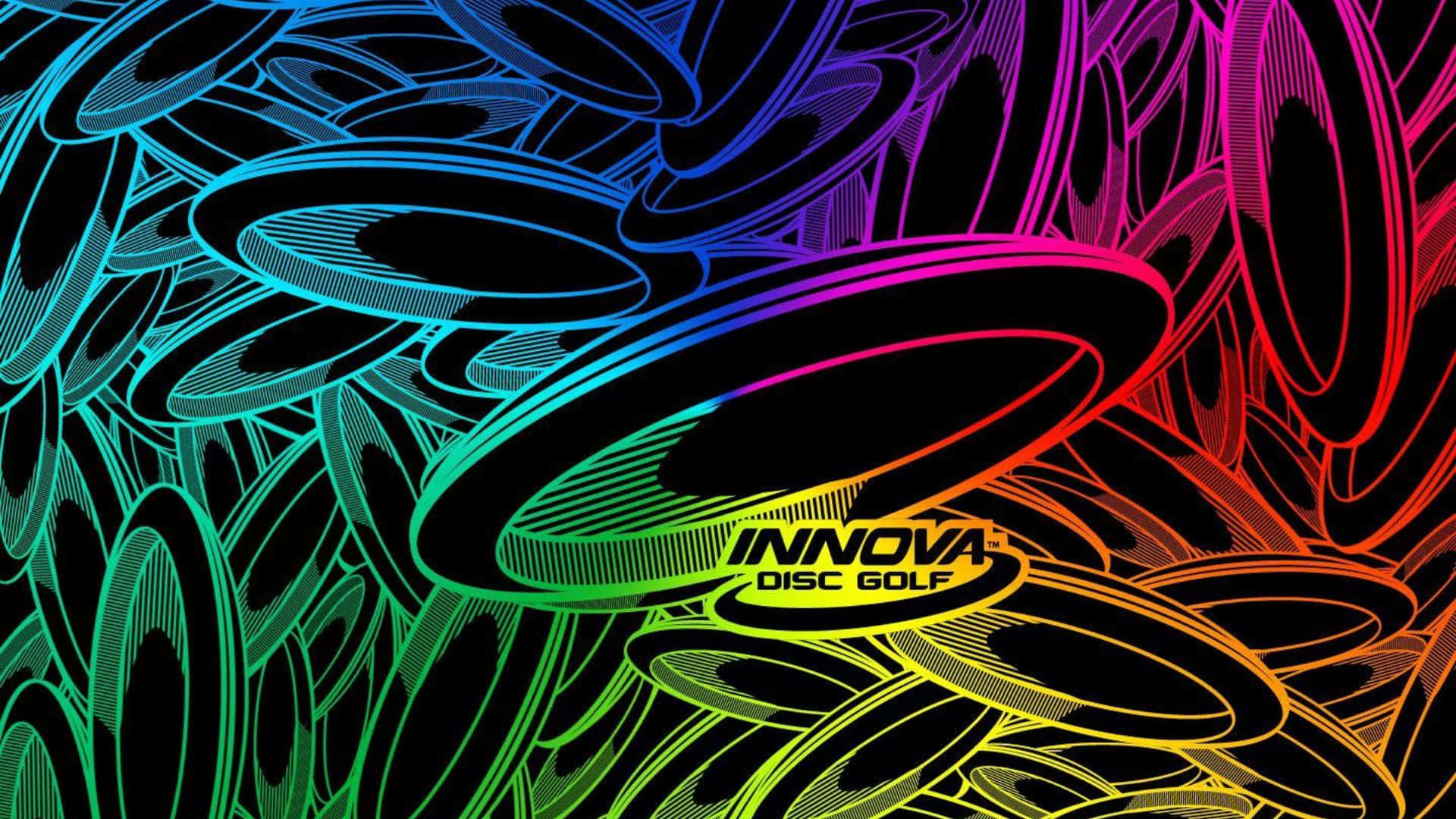 HD Frisbee 桌布 壁紙 — 充滿活力的霓虹色飛盤高爾夫飛盤在黑色背景上以動態彩虹漸變旋轉。