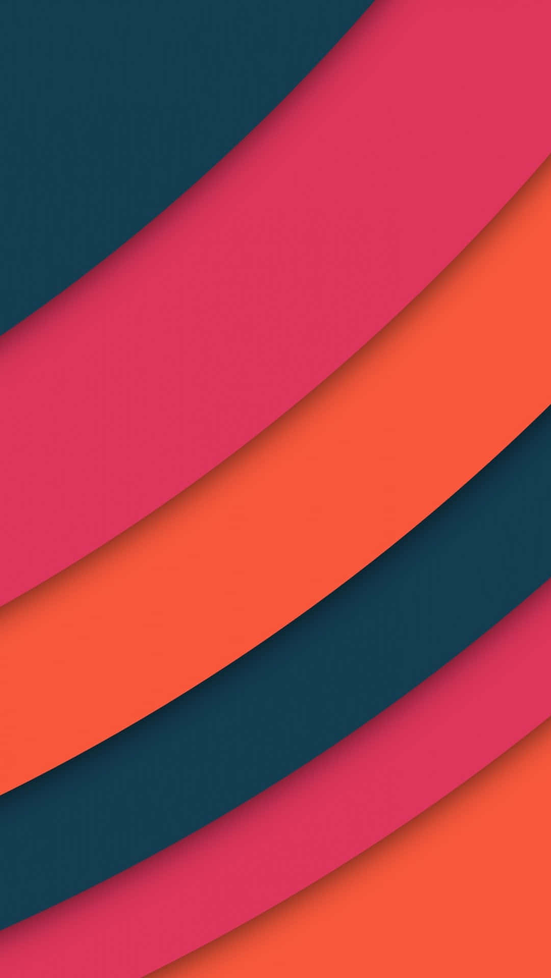 Android Material 桌布 壁紙 — 充滿活力的青綠色、粉紅色和橙色對角線條紋，創造出大膽的現代抽象構圖。