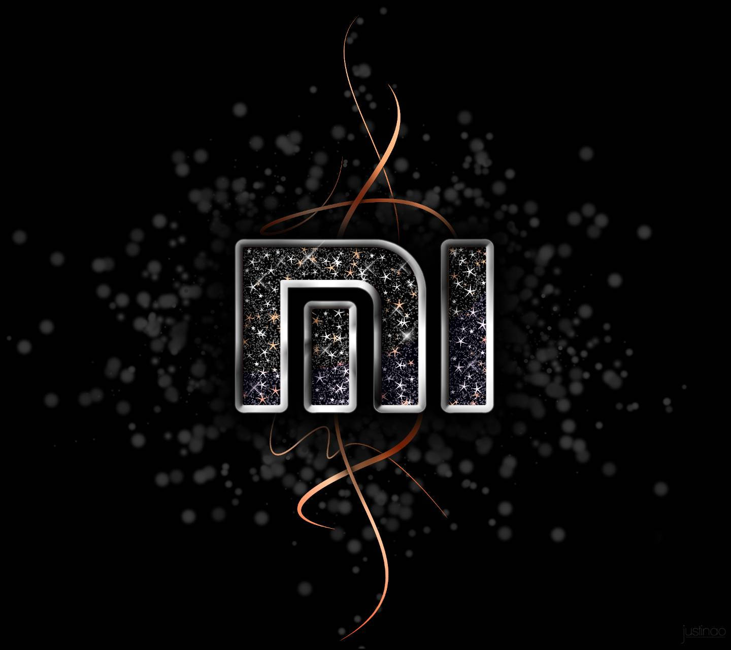標誌 桌布 壁紙 — 光澤金屬 'mi' 標誌，帶有閃爍紋理和銅色漩渦，背景為黑色，有浮動粒子。