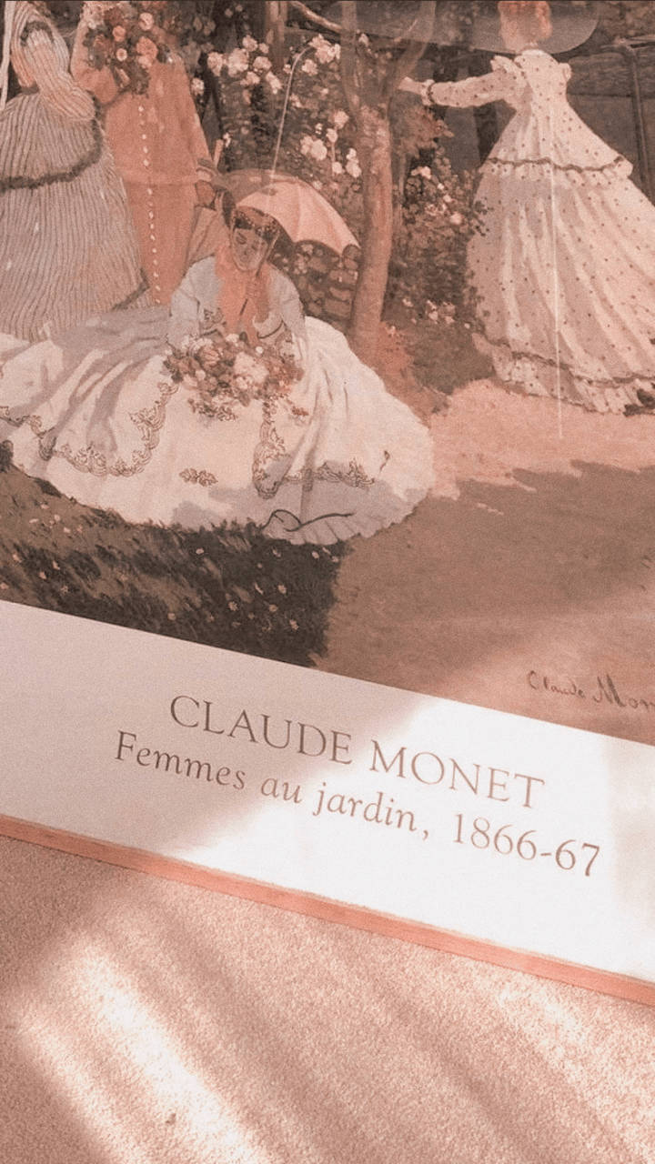 Aesthetic Beige 桌布 壁紙 — 克勞德·莫內1866-67年的畫作描繪了優雅的女性穿著寬大連衣裙，置身於陽光斑駁的花園中，筆觸柔和，色調溫暖。