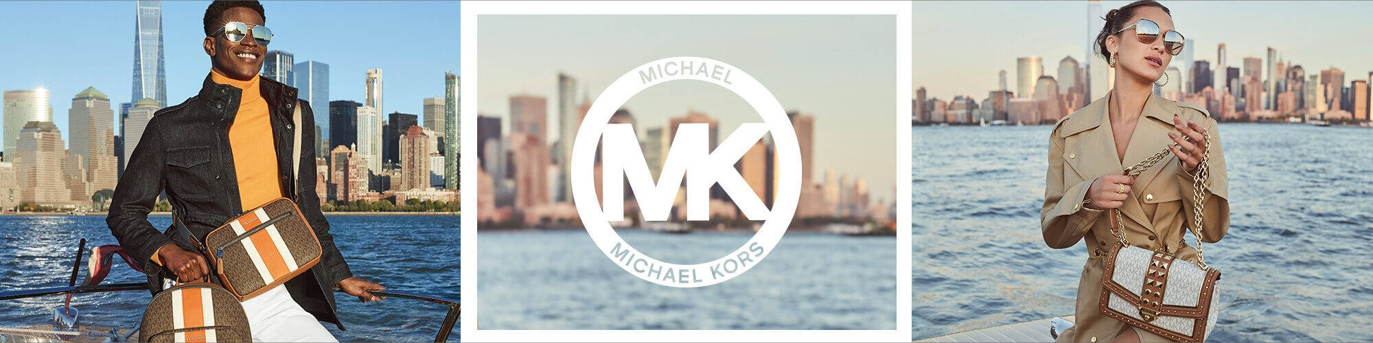 michael 桌布 壁紙 — 兩位戴著太陽眼鏡的模特兒在船上擺姿勢，背景是模糊的城市天際線，展示Michael Kors手提包。
