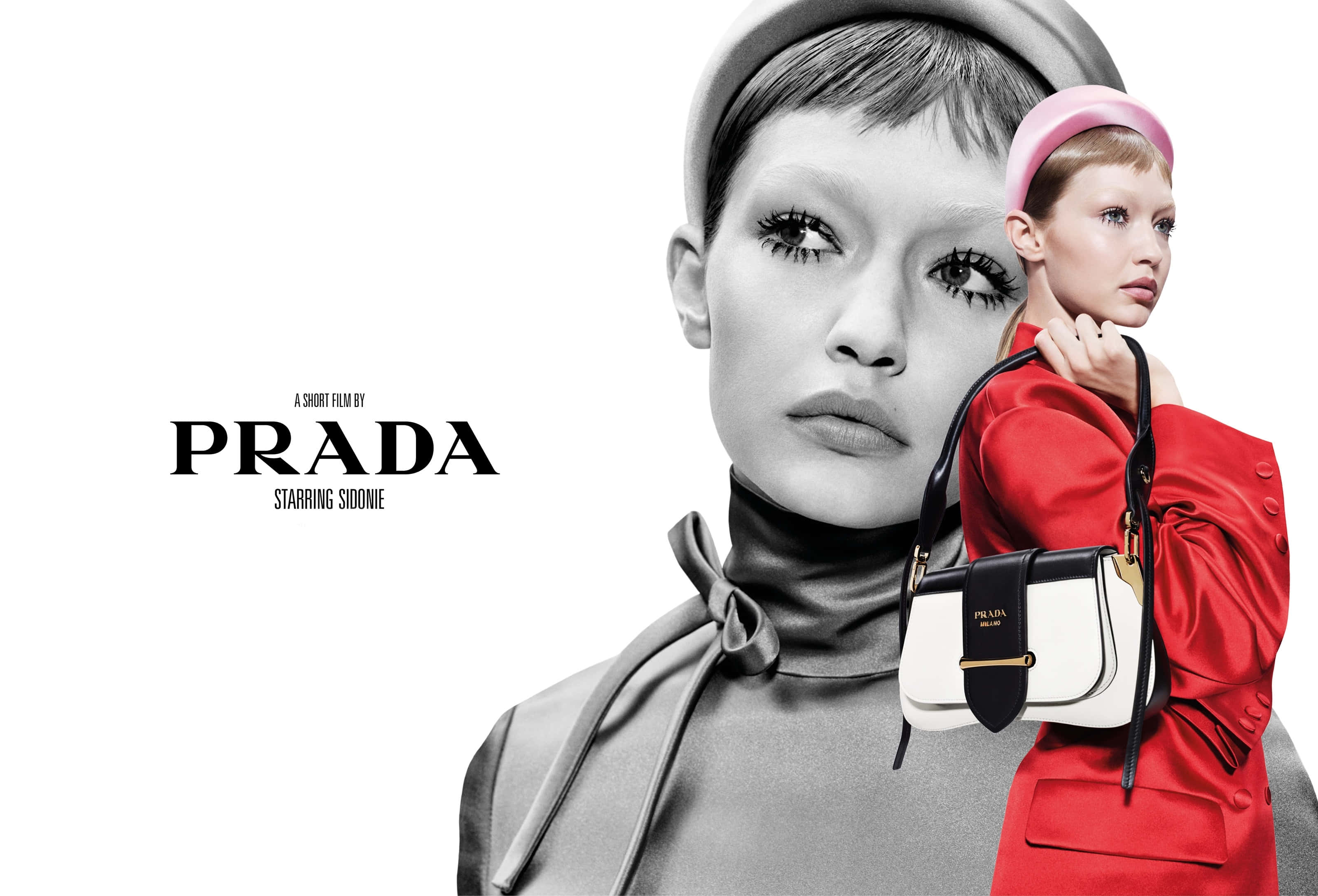 Prada 桌布 壁紙 — 兩位模特兒以大膽時尚姿勢，一位身穿單色戴貝雷帽，另一位身穿鮮紅色手持Prada手袋。
