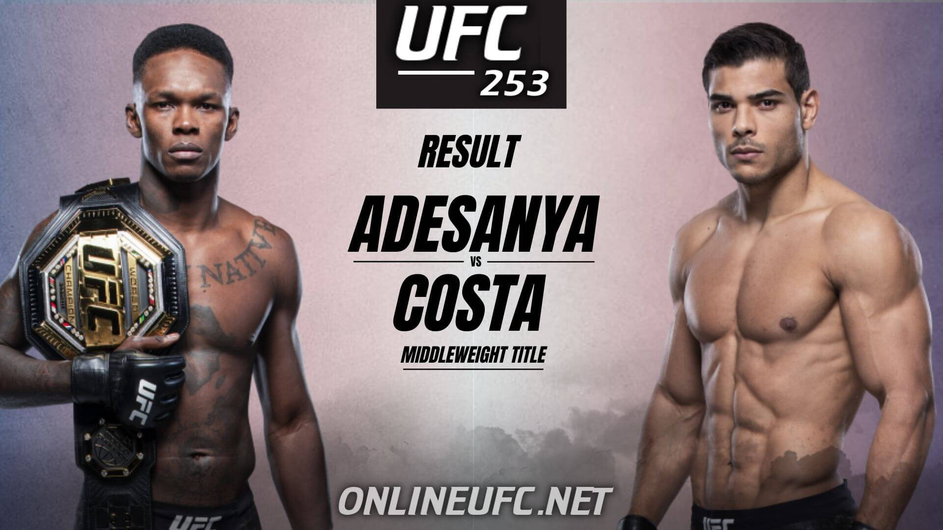 Adesanya 桌布 壁紙 — 兩位肌肉發達的UFC拳手對峙，其中一人手持冠軍腰帶，背景為柔和的粉紅色和紫色。