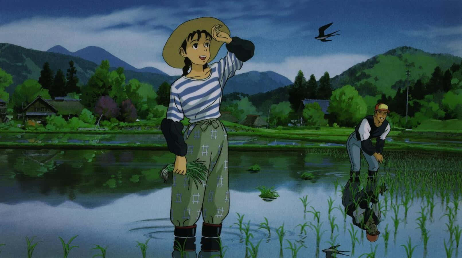 Only Yesterday 桌布 壁紙 — 兩位農夫在暮色天空下的翠綠稻田中工作，背景有山脈和一隻飛鳥。