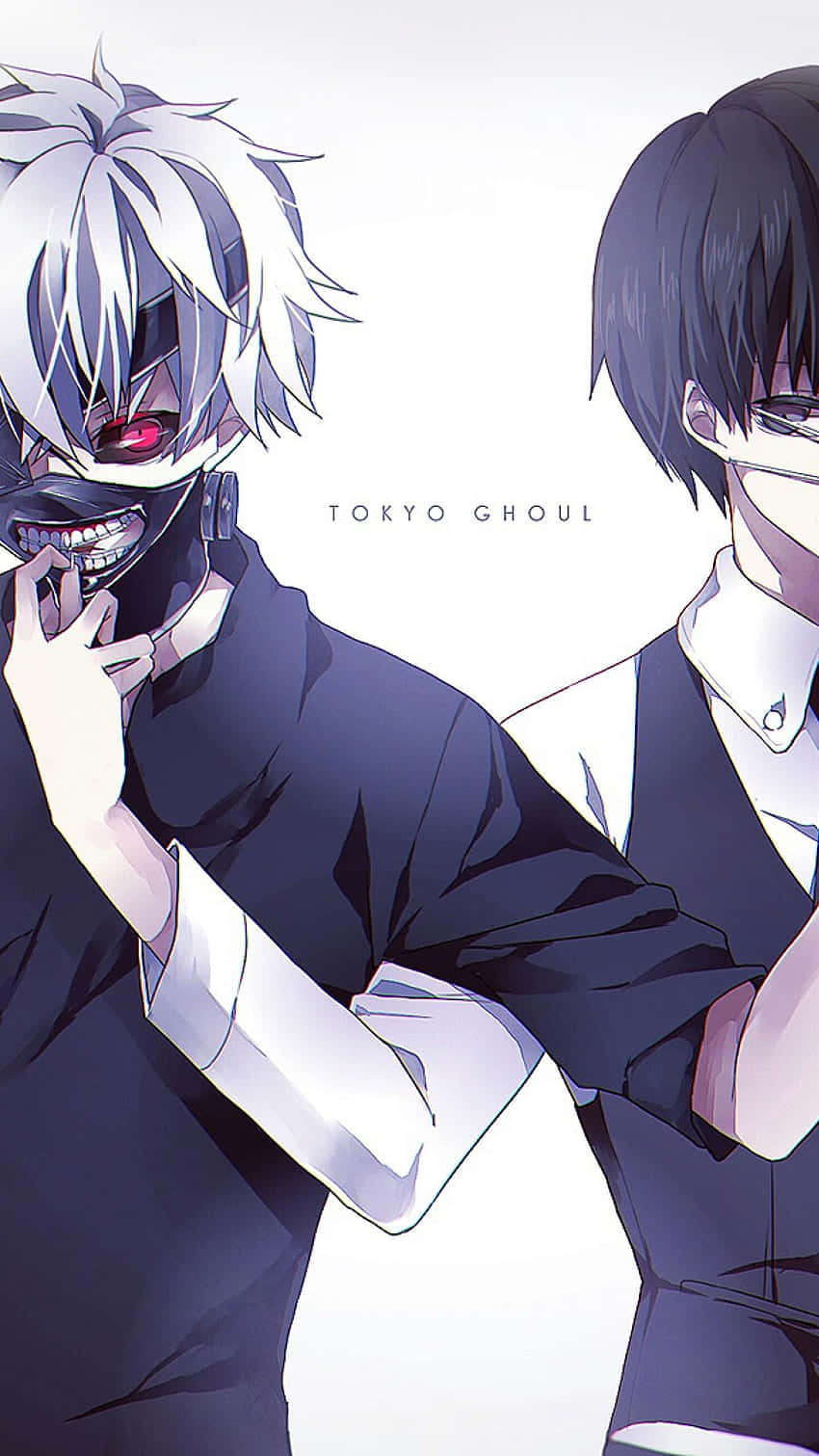 Bad Boy Anime 桌布 壁紙 — 兩個來自《東京喰種》的動漫角色，一個白髮紅眼罩，另一個黑髮白眼罩，站在純色背景前。