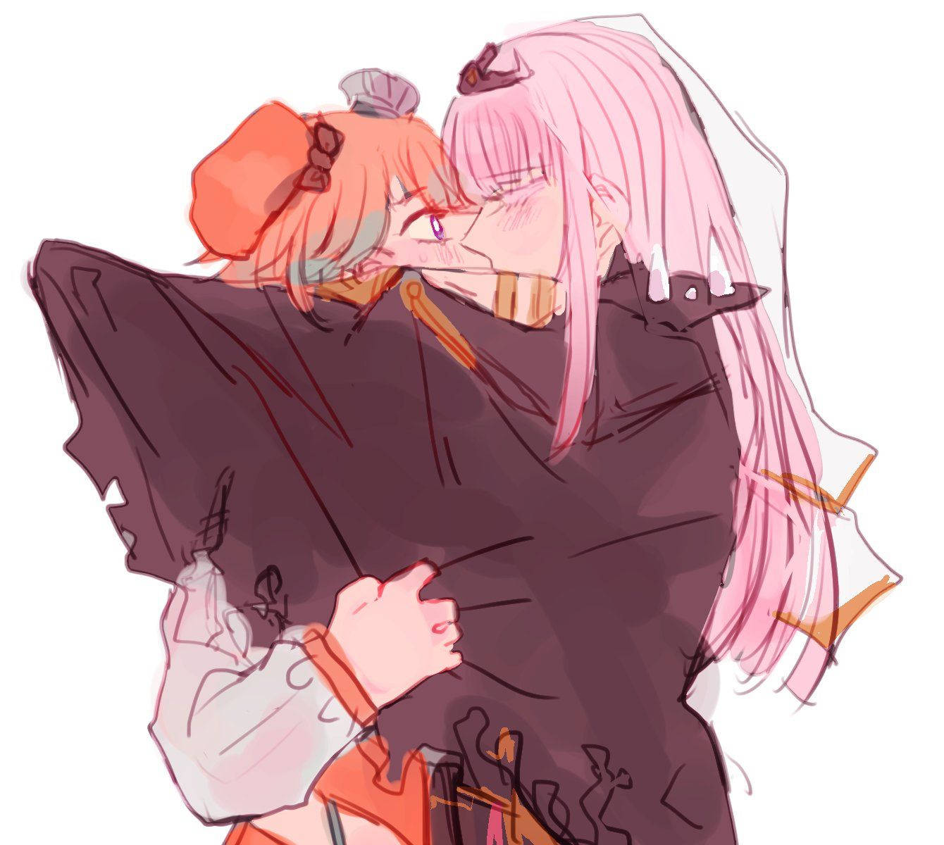 Kissing 桌布 壁紙 — 兩個動漫女孩，一頭粉紅和橙色頭髮，在柔和的數位插圖中溫柔擁抱。