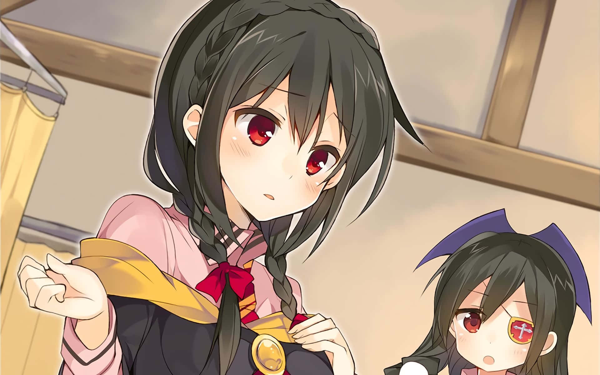 Konosuba God's Blessing On This Wonderful World 桌布 壁紙 — 兩個動漫女孩，紅眼睛，一個紮辮子拿著圍巾，另一個有紫色角和眼罩，在室內看起來很驚訝。