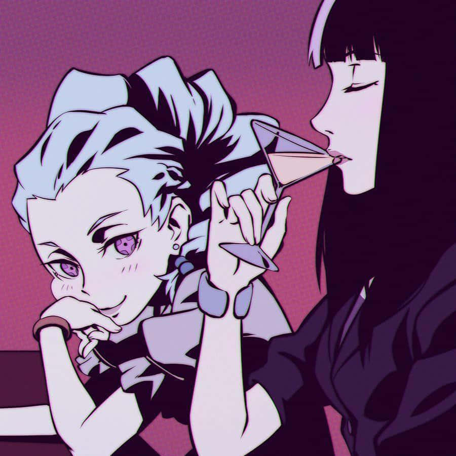 Death Parade 桌布 壁紙 — 兩個動漫女孩在紫色調的場景中，一個啜飲雞尾酒，另一個微笑著手托下巴。