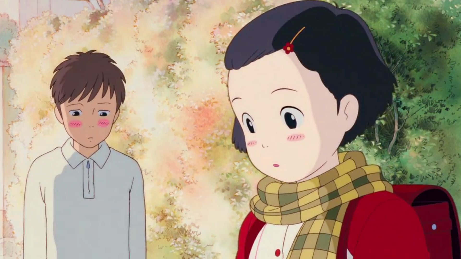 Only Yesterday 桌布 壁紙 — 兩個動漫小孩站在一棵盛開的樹下，一個害羞地臉紅，另一個帶著溫柔的微笑向前看。