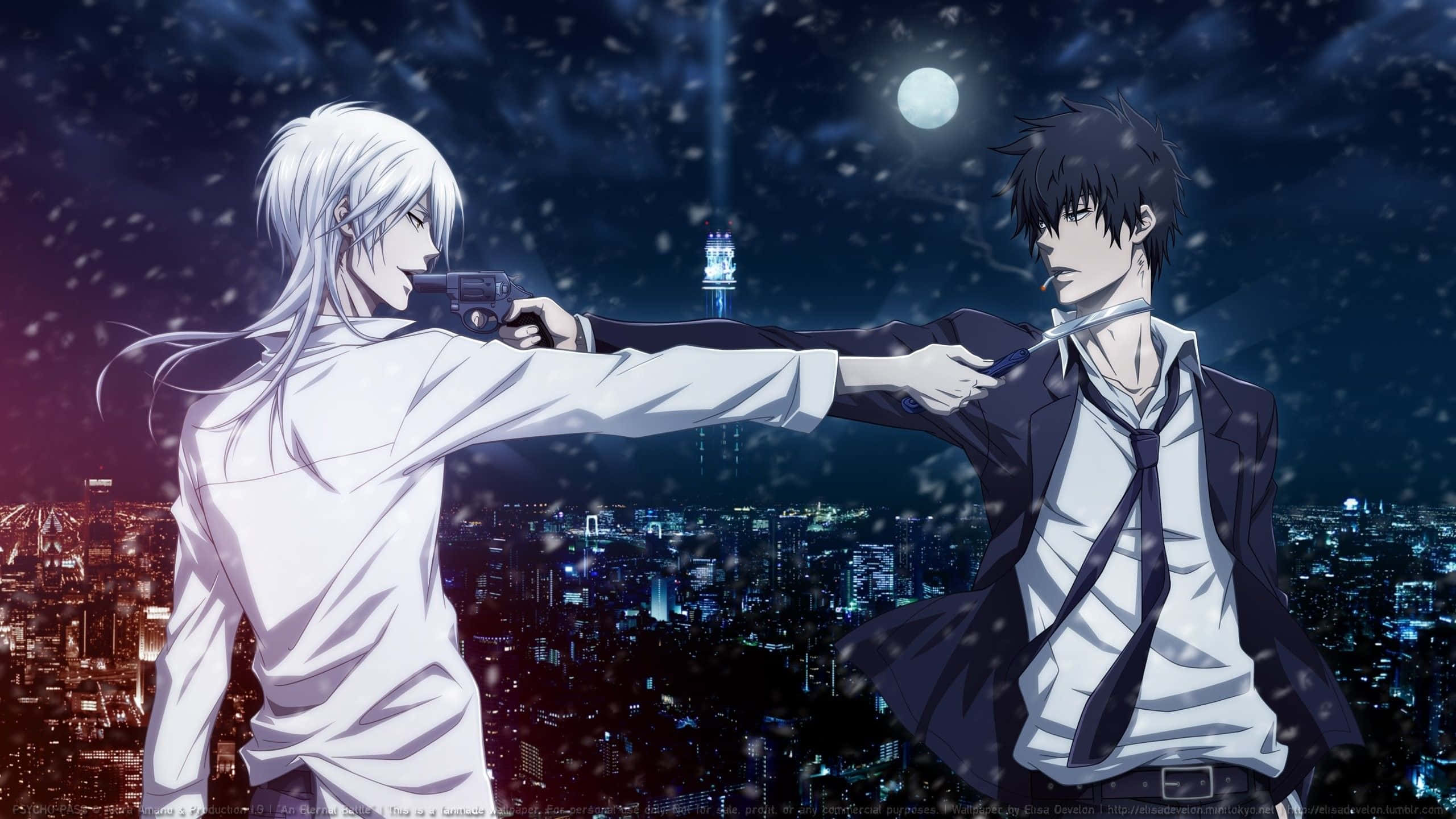 Shinya Kogami 桌布 壁紙 — 兩個動漫男子在雪夜城市景觀中對峙，一個持槍，一個持刀，滿月之下。