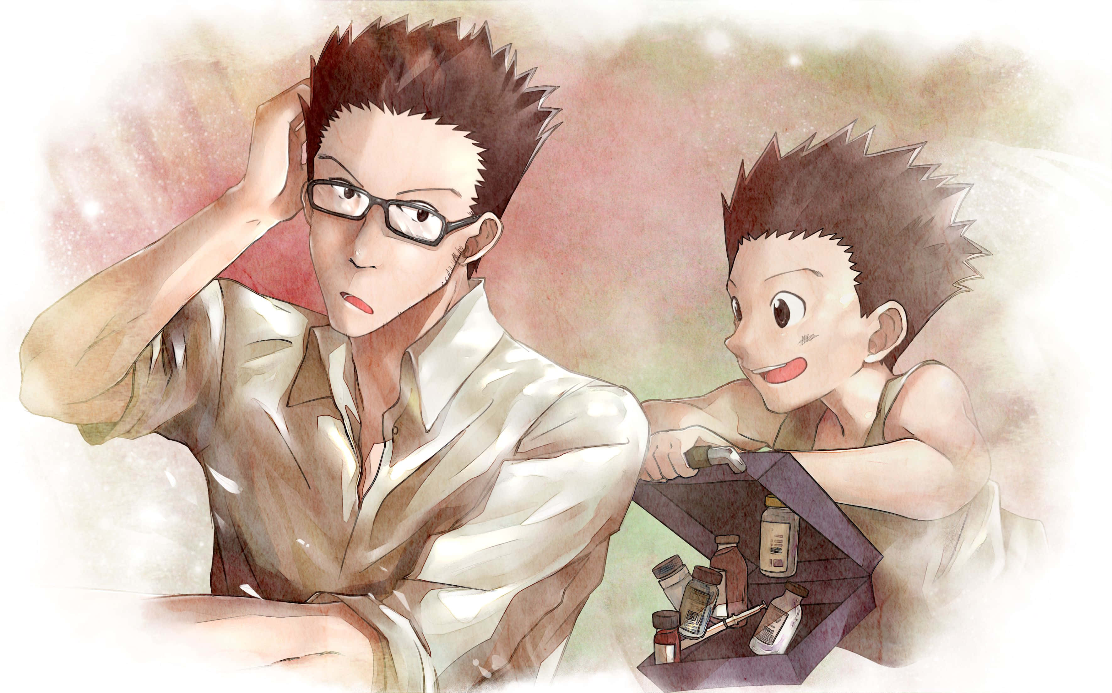 Leorio Paradinight 桌布 壁紙 — 兩個動漫角色，一個戴眼鏡的成年男性看起來若有所思，而一個年輕男孩微笑著拿著一個打開的藥盒。