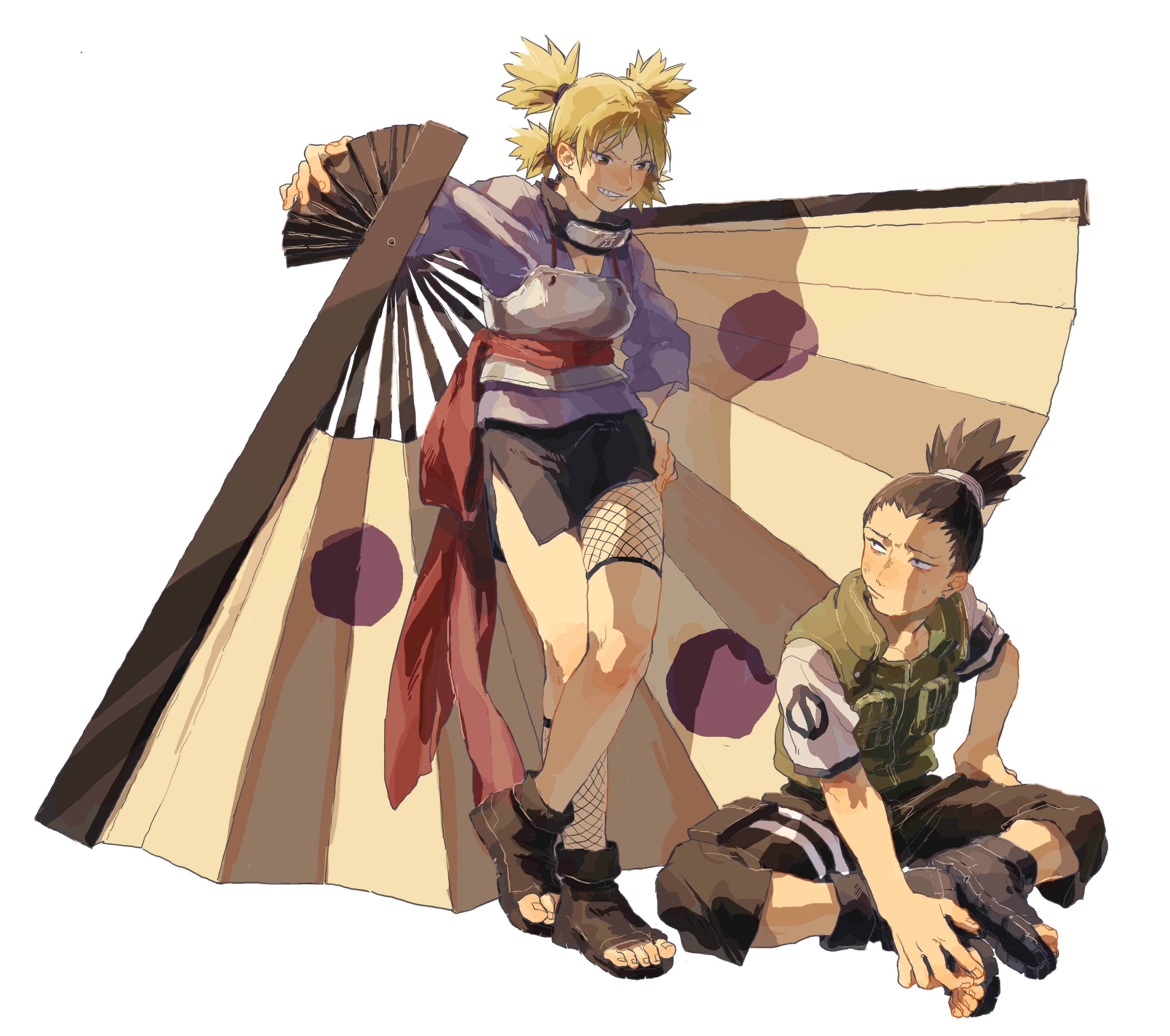 Shikamaru 桌布 壁紙 — 兩個動漫角色，一個站立手持大扇，另一個跪在旁邊，兩人都穿著忍者服裝。