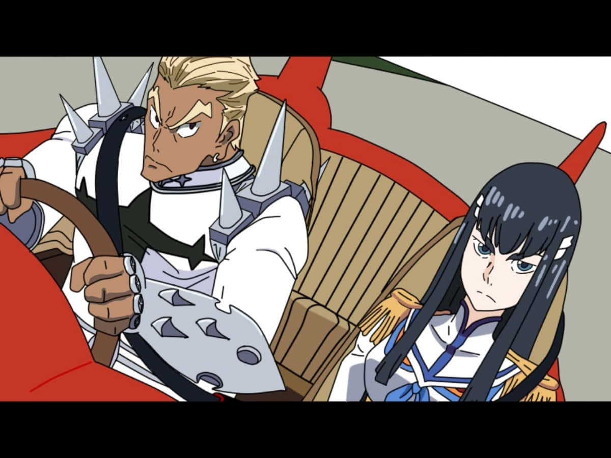Ira Gamagoori 桌布 壁紙 — 兩個動漫角色在一輛有尖刺的裝甲車內，表情堅定。